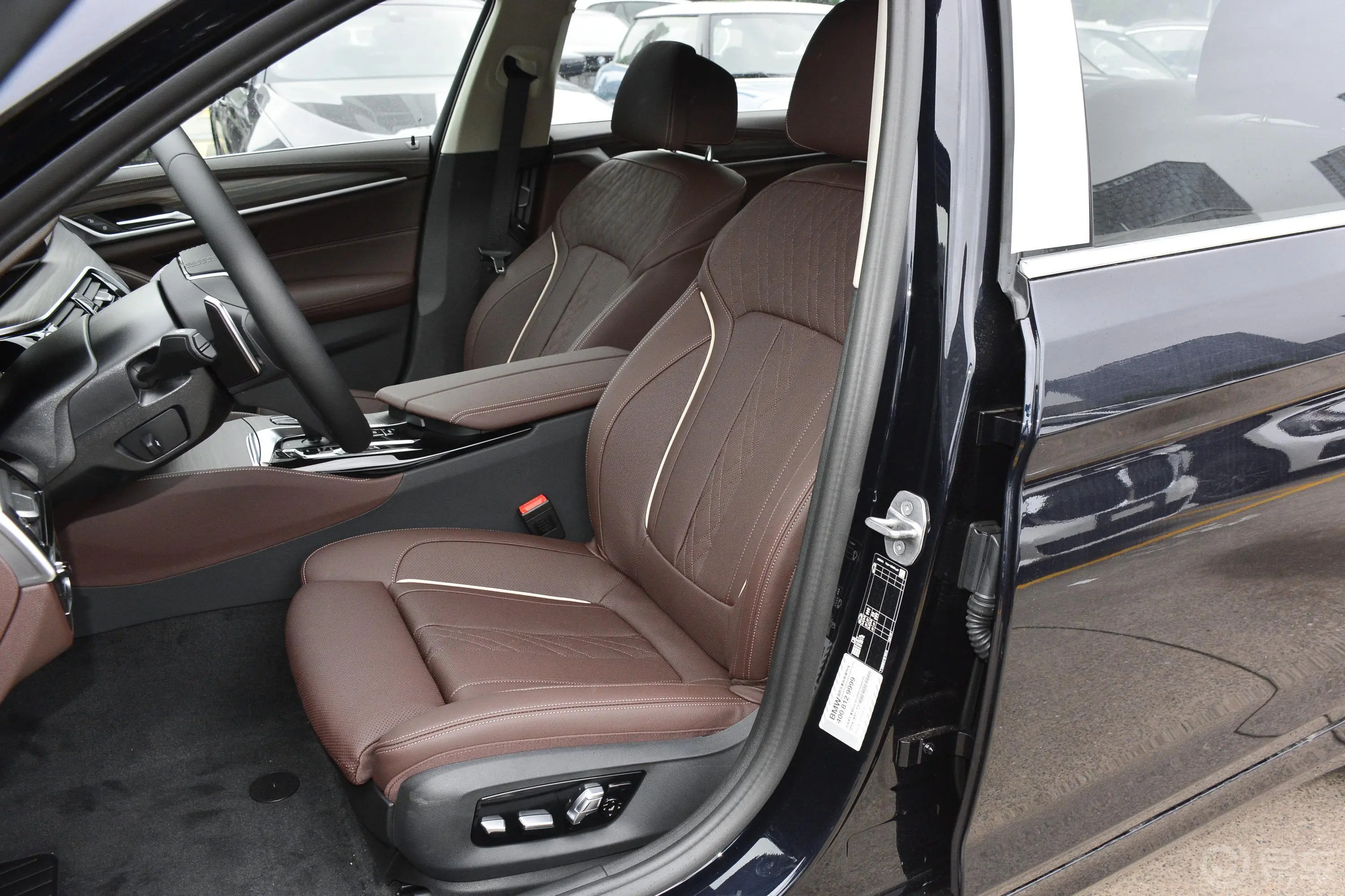 宝马5系改款二 530Li 尊享型 豪华套装驾驶员座椅