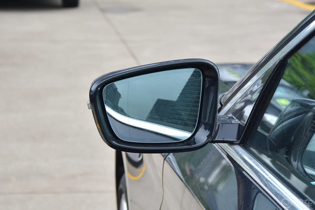 宝马5系改款二 530Li 尊享型 豪华套装后视镜镜面