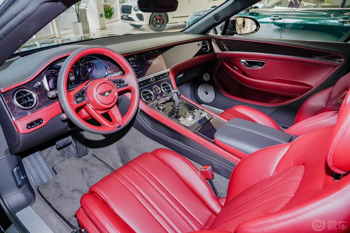 欧陆4.0T GT V8 敞篷版副驾驶座椅