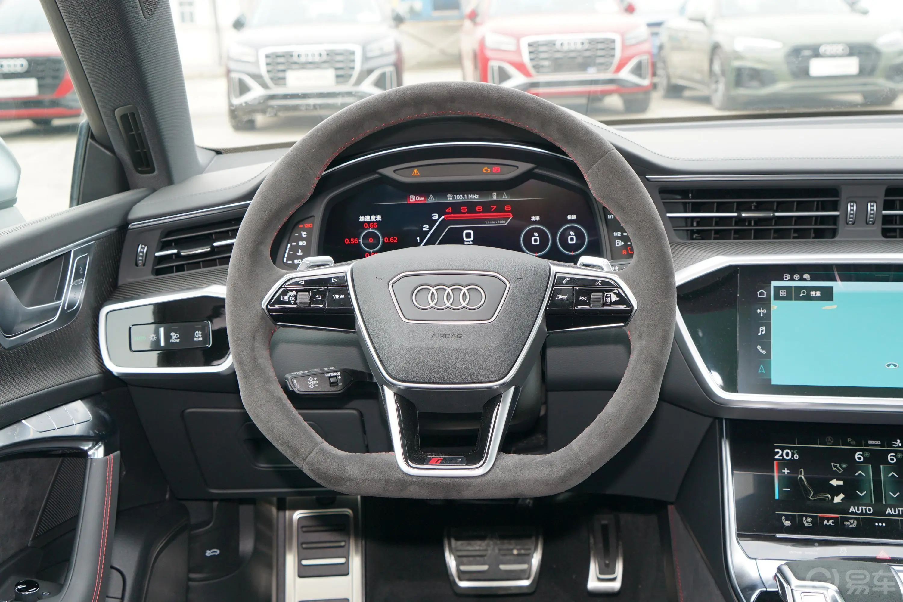 奥迪RS 74.0T Sportback方向盘