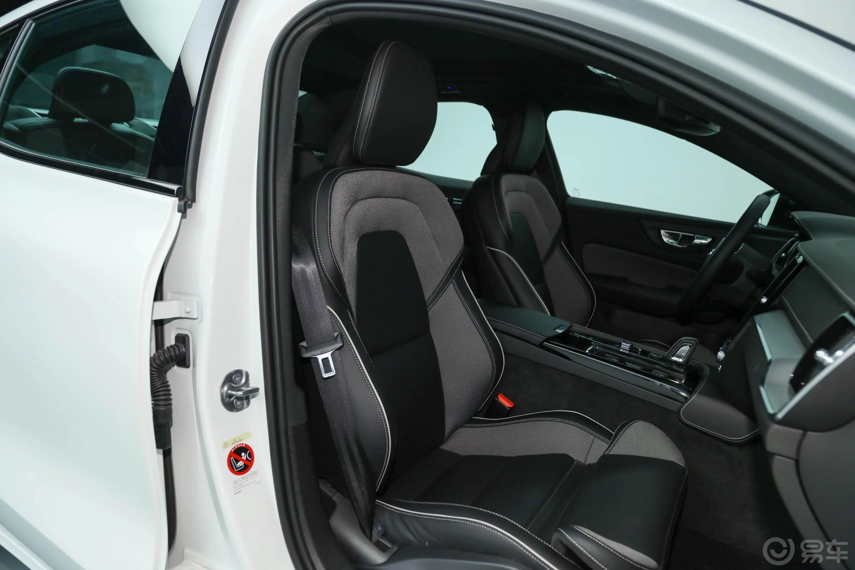 沃尔沃S60新能源改款 T8 四驱智雅运动版副驾驶座椅