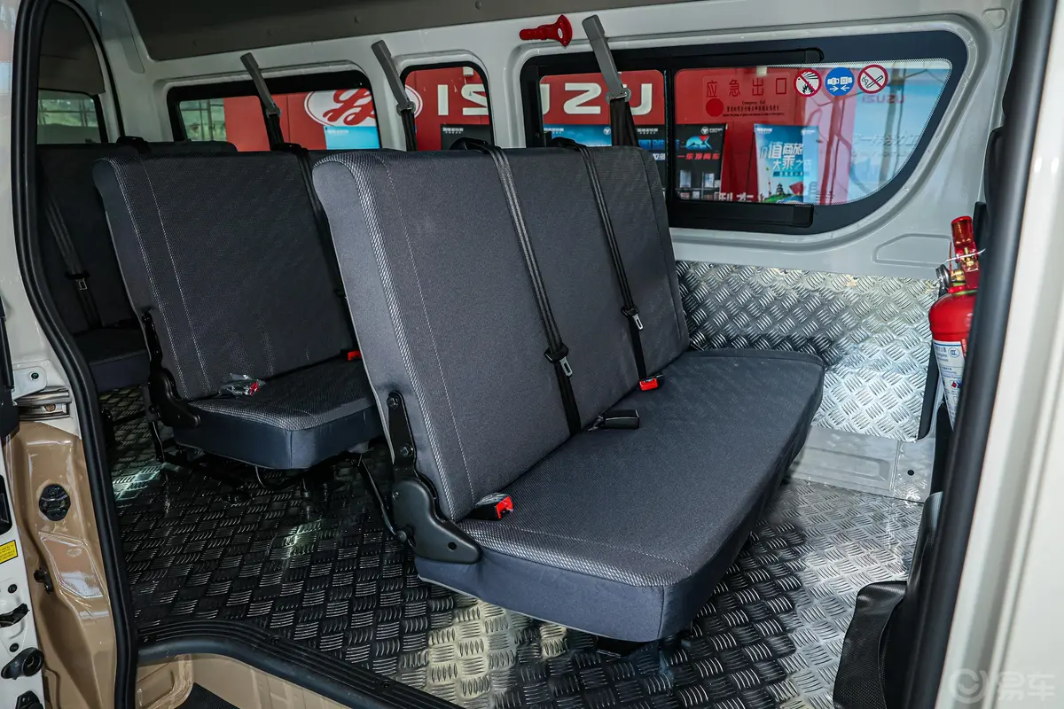 风景G7商运版 2.4L 长轴高顶明窗 10座 汽油后排座椅