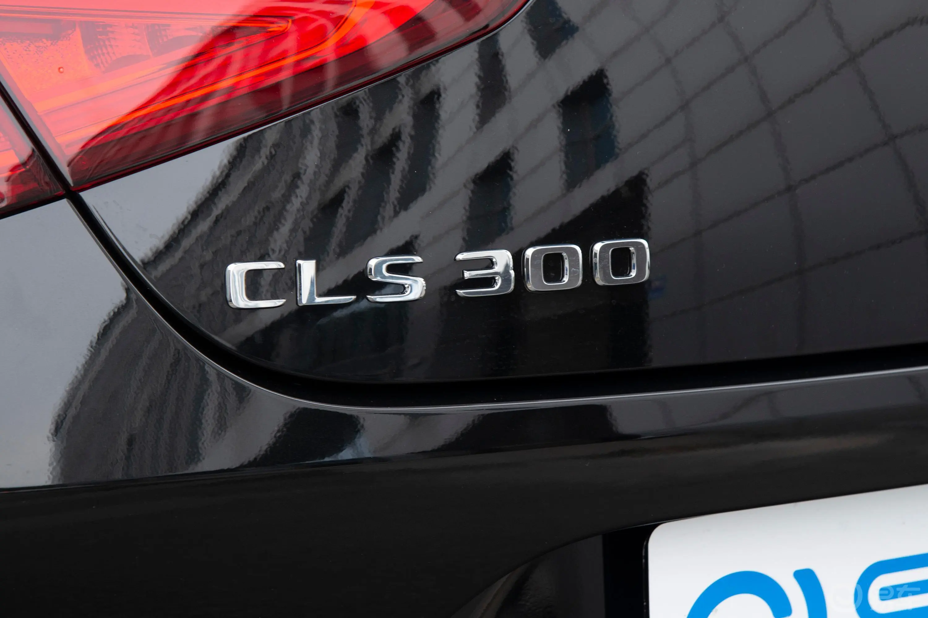 奔驰CLS级CLS 300 动感型外观