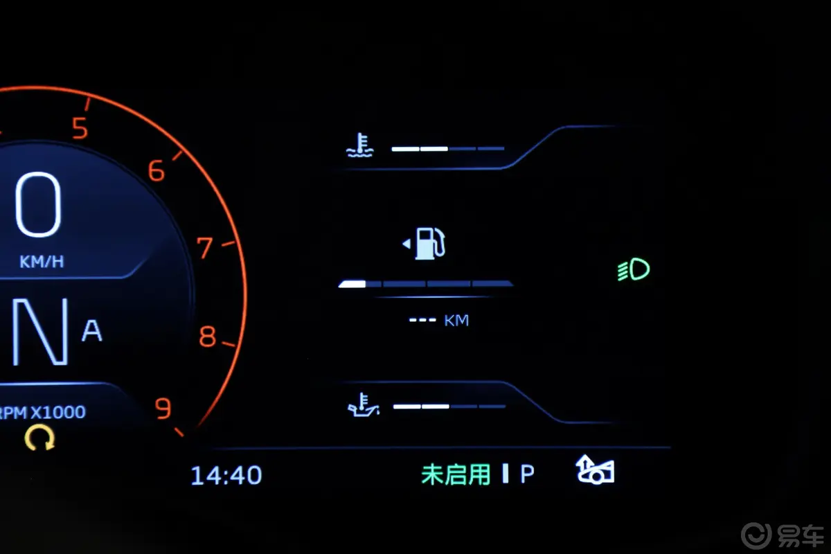 迈凯伦GT4.0T 霓虹光谱主题主驾驶位