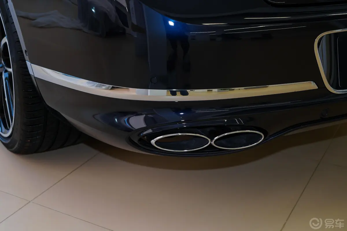 欧陆4.0T GT V8外观细节