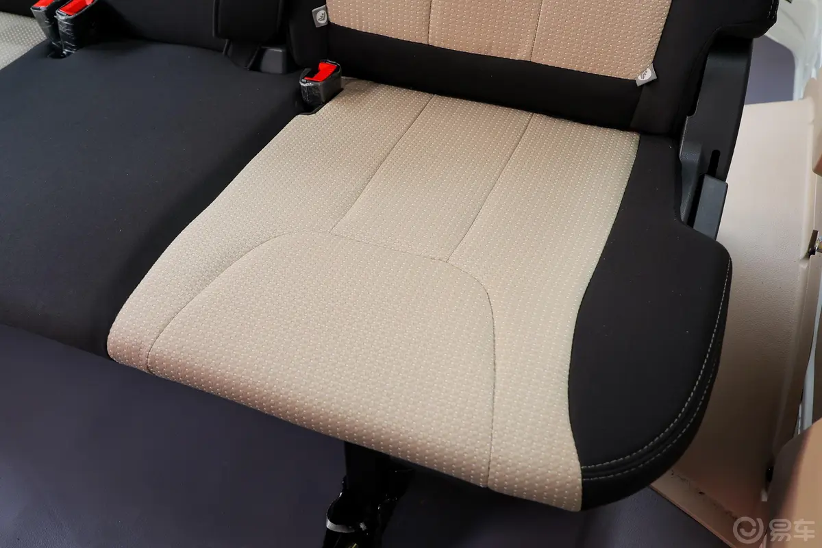 跨越星V51.5L 手动 招财版标准型JL473QH空间
