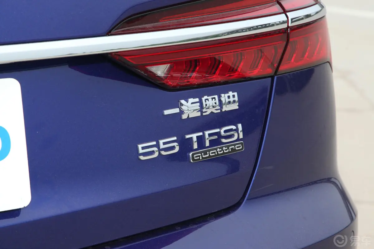 奥迪A6L55 TFSI quattro 旗舰致雅型外观细节