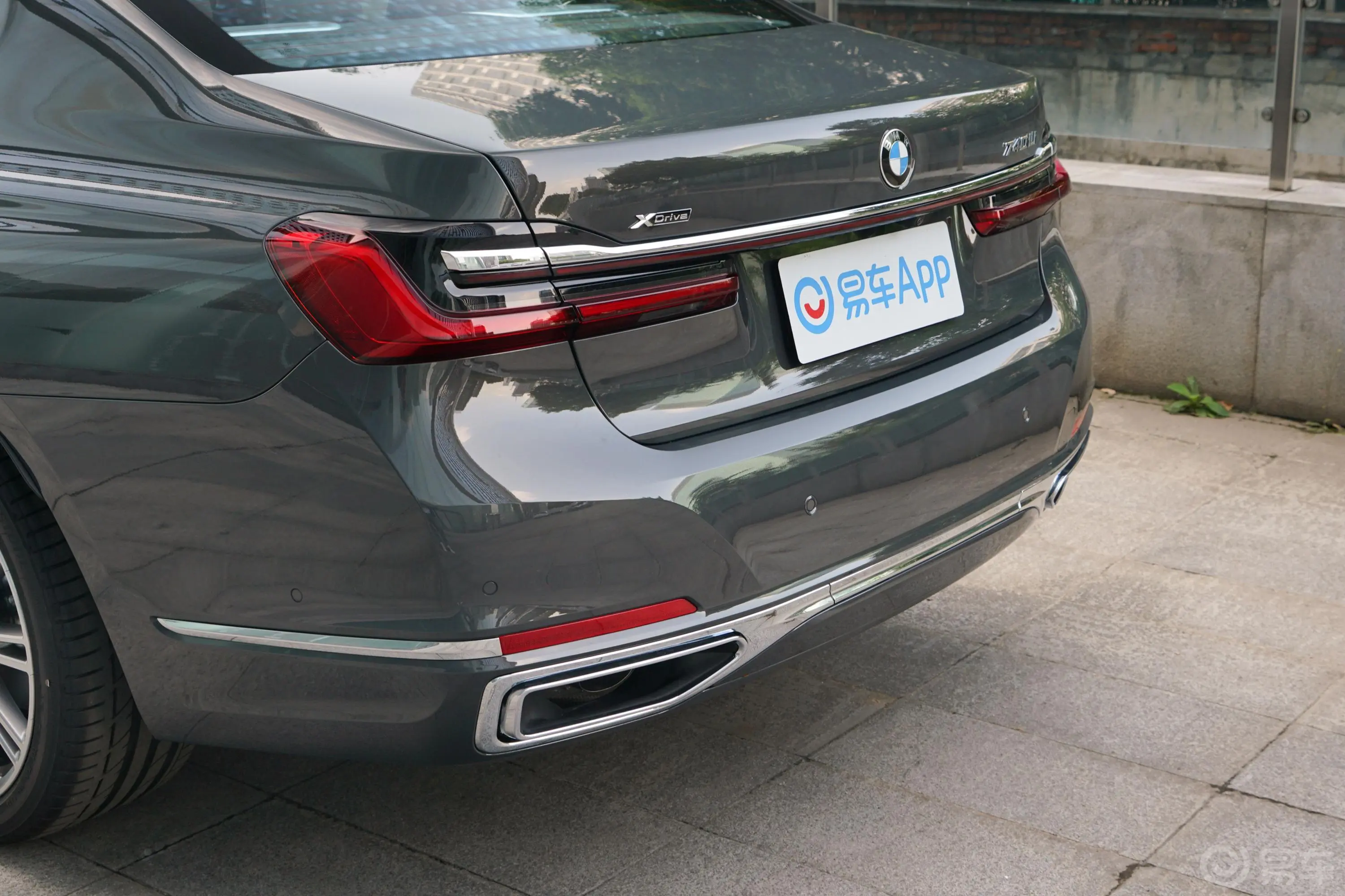 宝马7系740Li xDrive 行政型 豪华套装外观