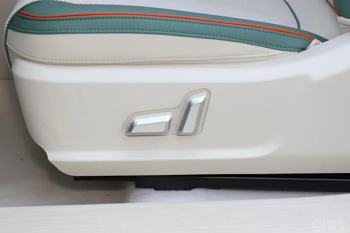 欧拉好猫GT木兰版 401km 标准续航 标准版主驾座椅调节