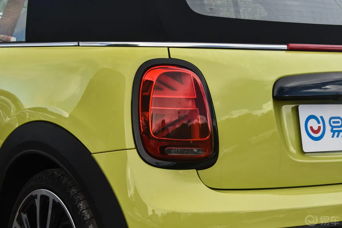 MINI CABRIO2.0T COOPER S CABRIO 赛车手外观