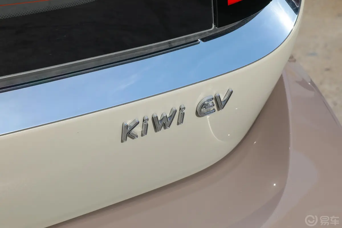 宝骏KiWi EV301km 大疆版 磷酸铁锂外观