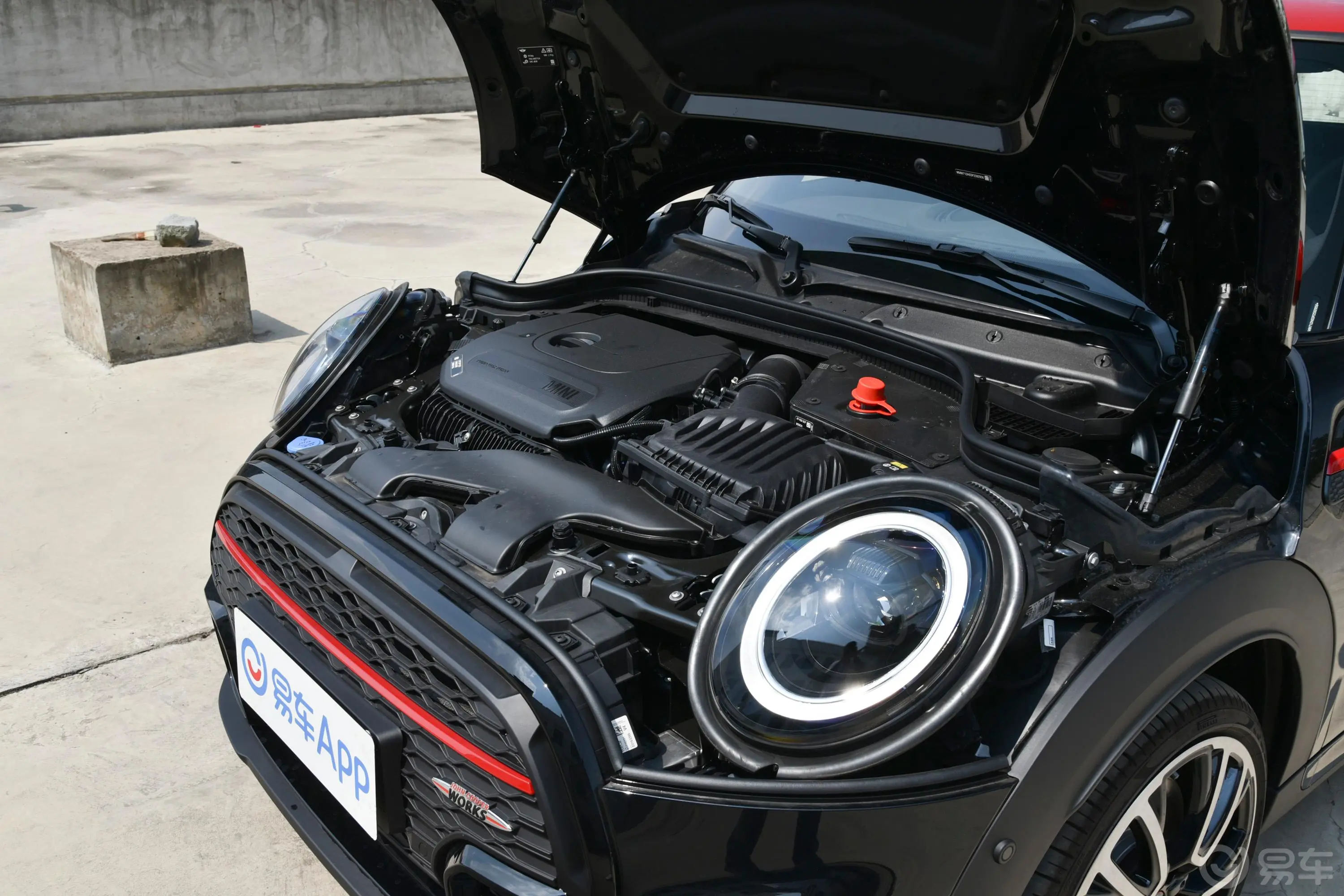 MINI JCW2.0T JOHN COOPER WORKS Pat Moss纪念版动力底盘