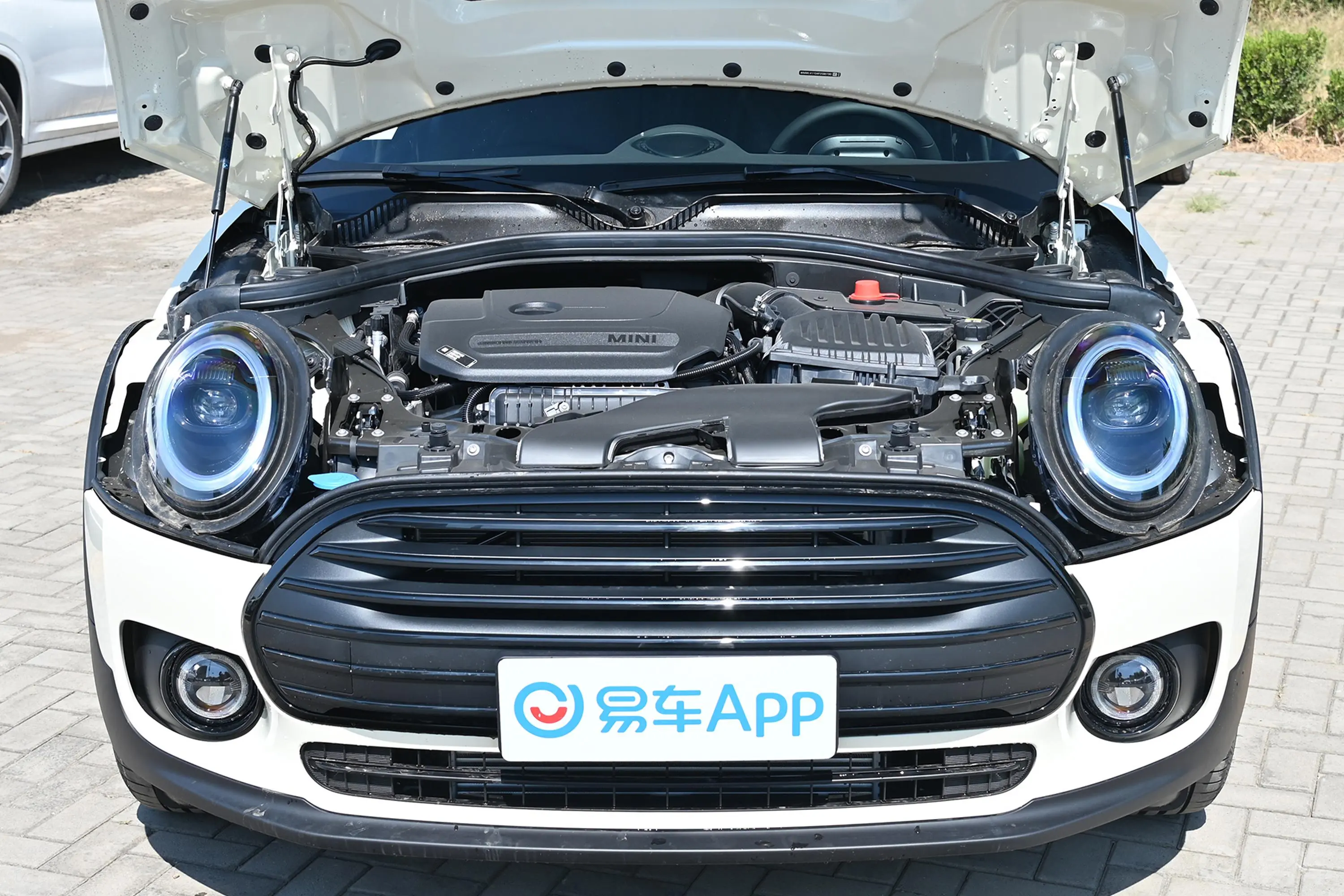 MINI CLUBMAN1.5T 白衬衫特别版发动机舱整体