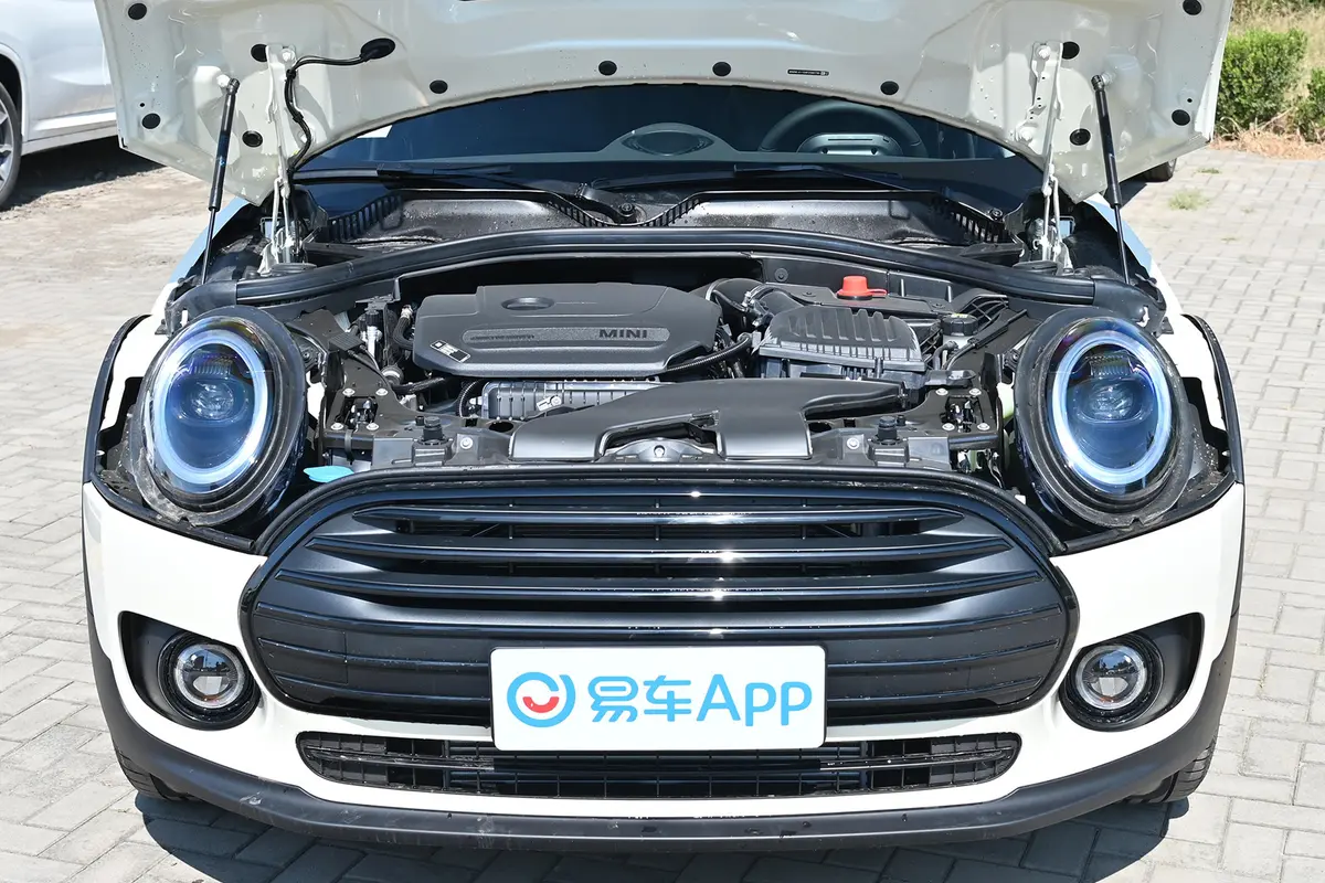 MINI CLUBMAN1.5T 白衬衫特别版发动机舱整体