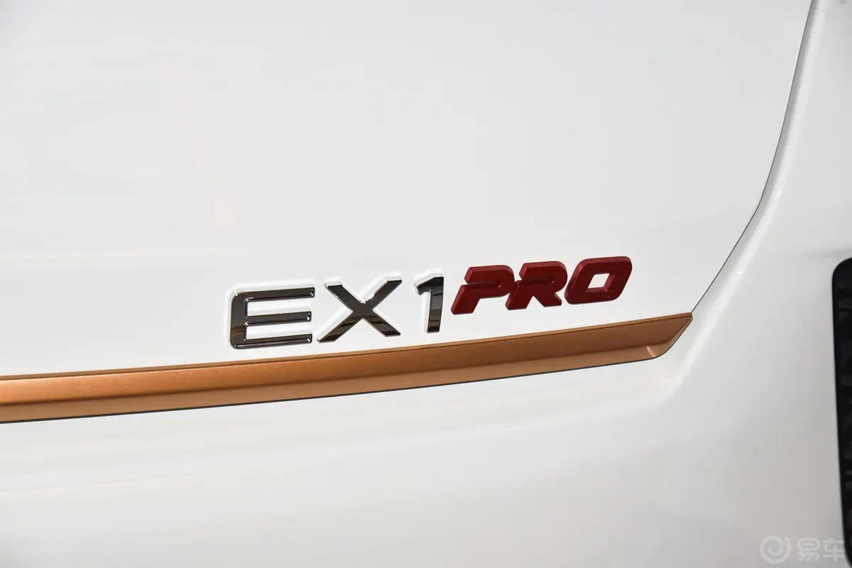 东风纳米EX1改款 PRO 331km 悦骋型外观细节