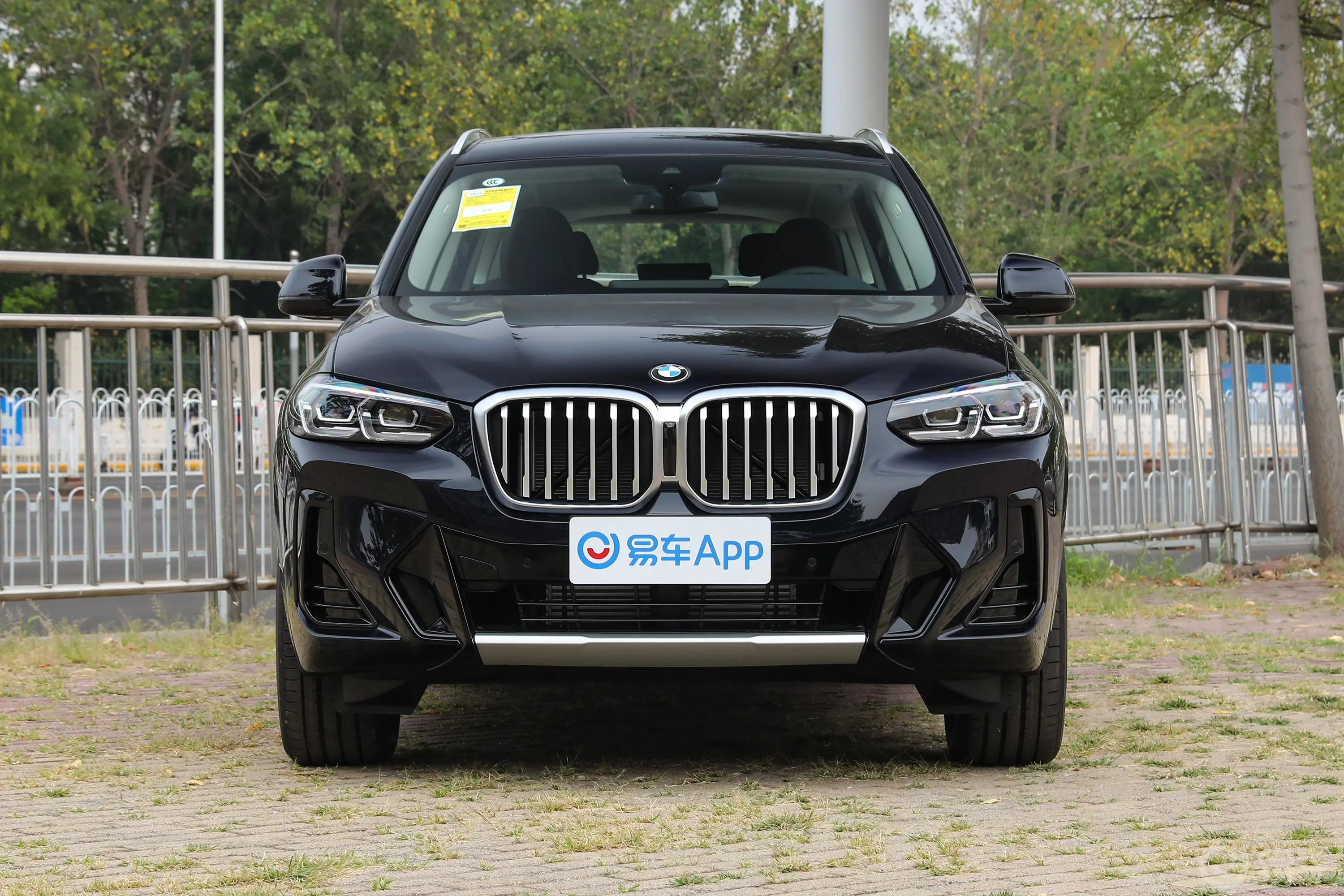 宝马X3改款 xDrive25i M运动套装正前水平