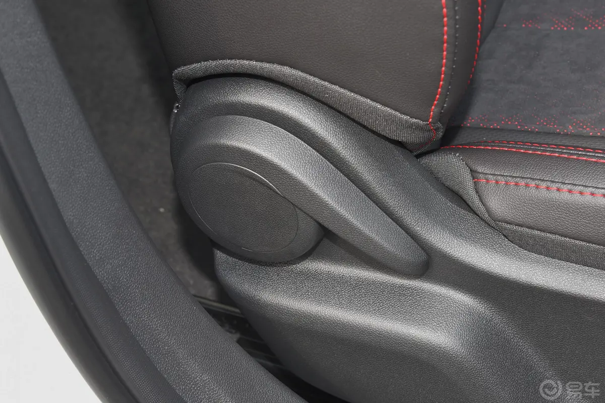 威朗Pro GS 1.5T 疾风版副驾座椅调节