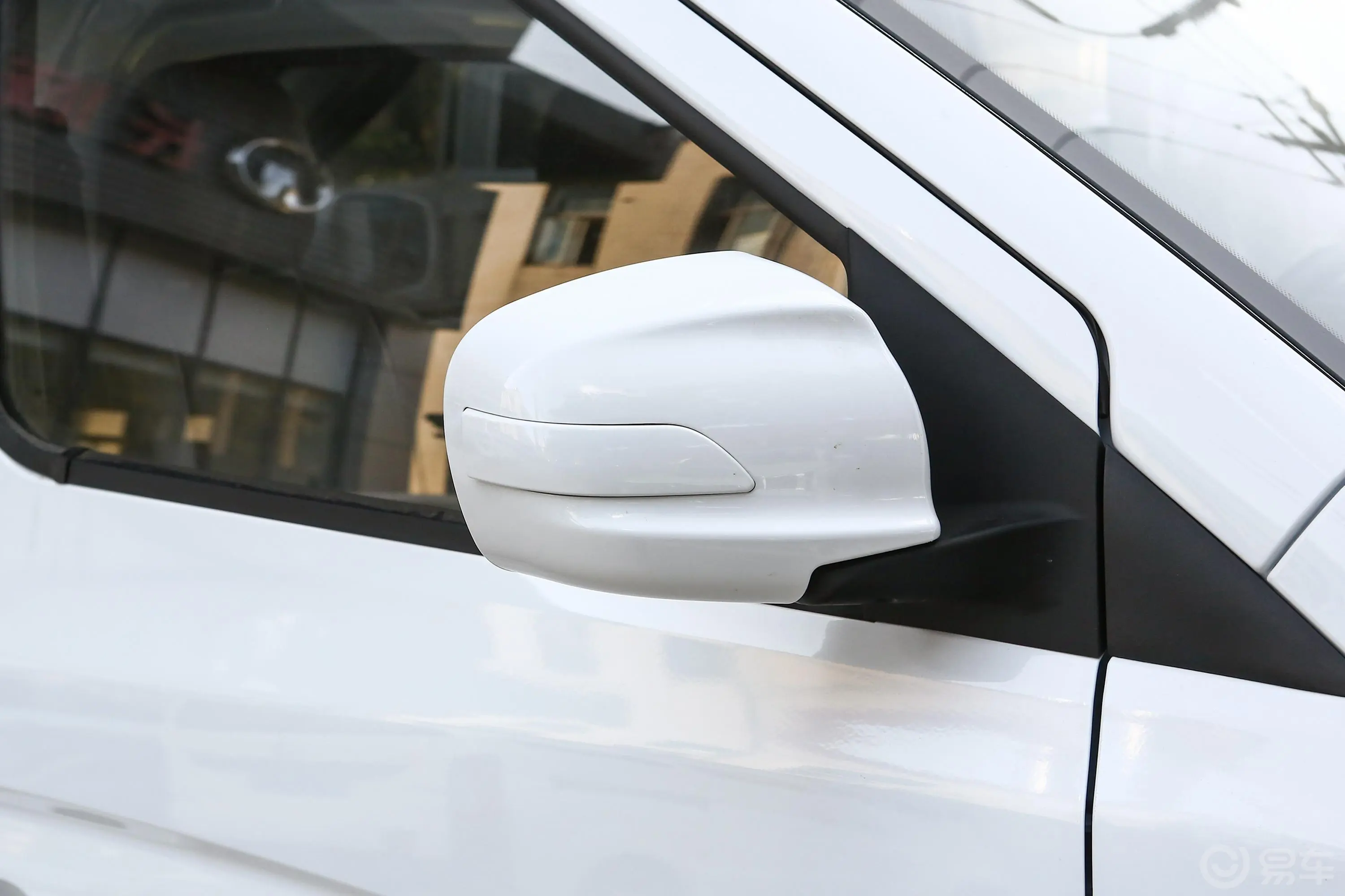 博腾V2 EV封窗厢货 标准型 河南锂动电池后视镜镜面