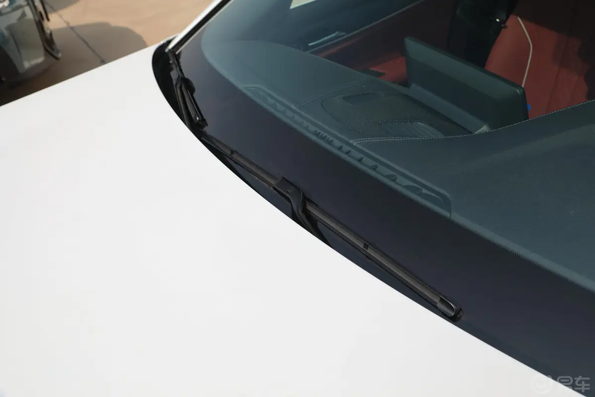宝马5系改款二 530Li xDrive M运动套装雨刷器