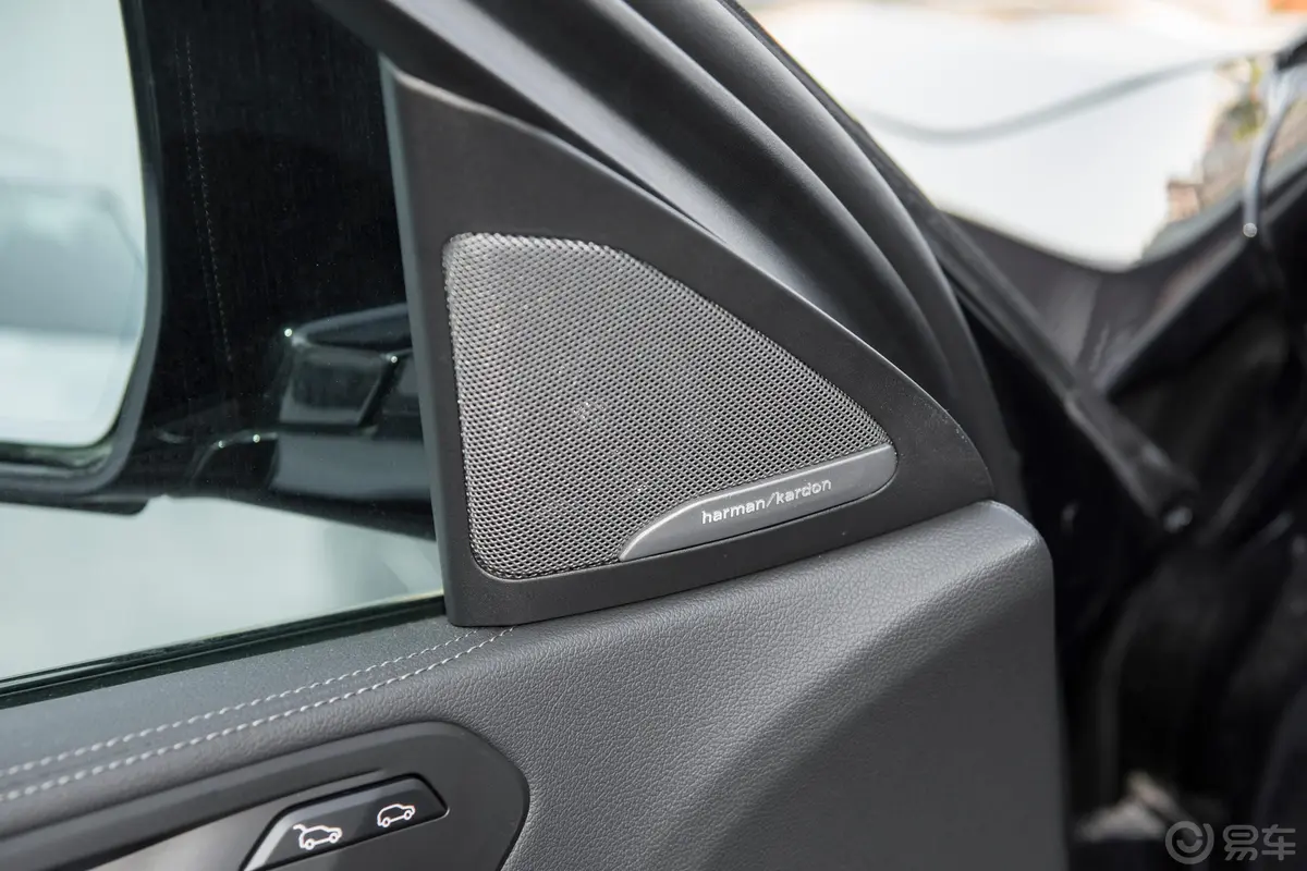 宝马X6改款二 xDrive40i M运动套装音响和品牌