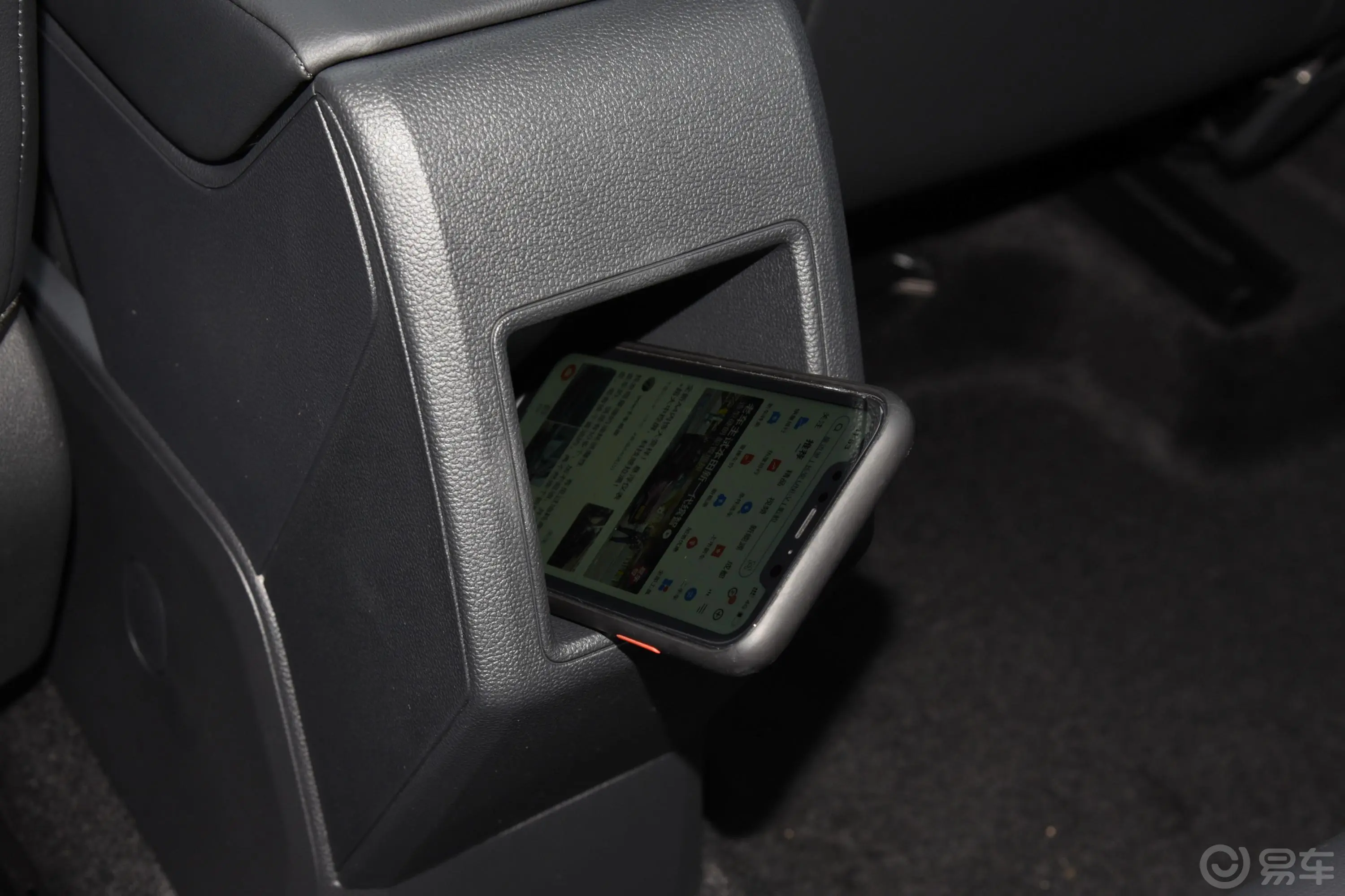 PoloPlus 1.5L 自动炫彩科技版后排空间