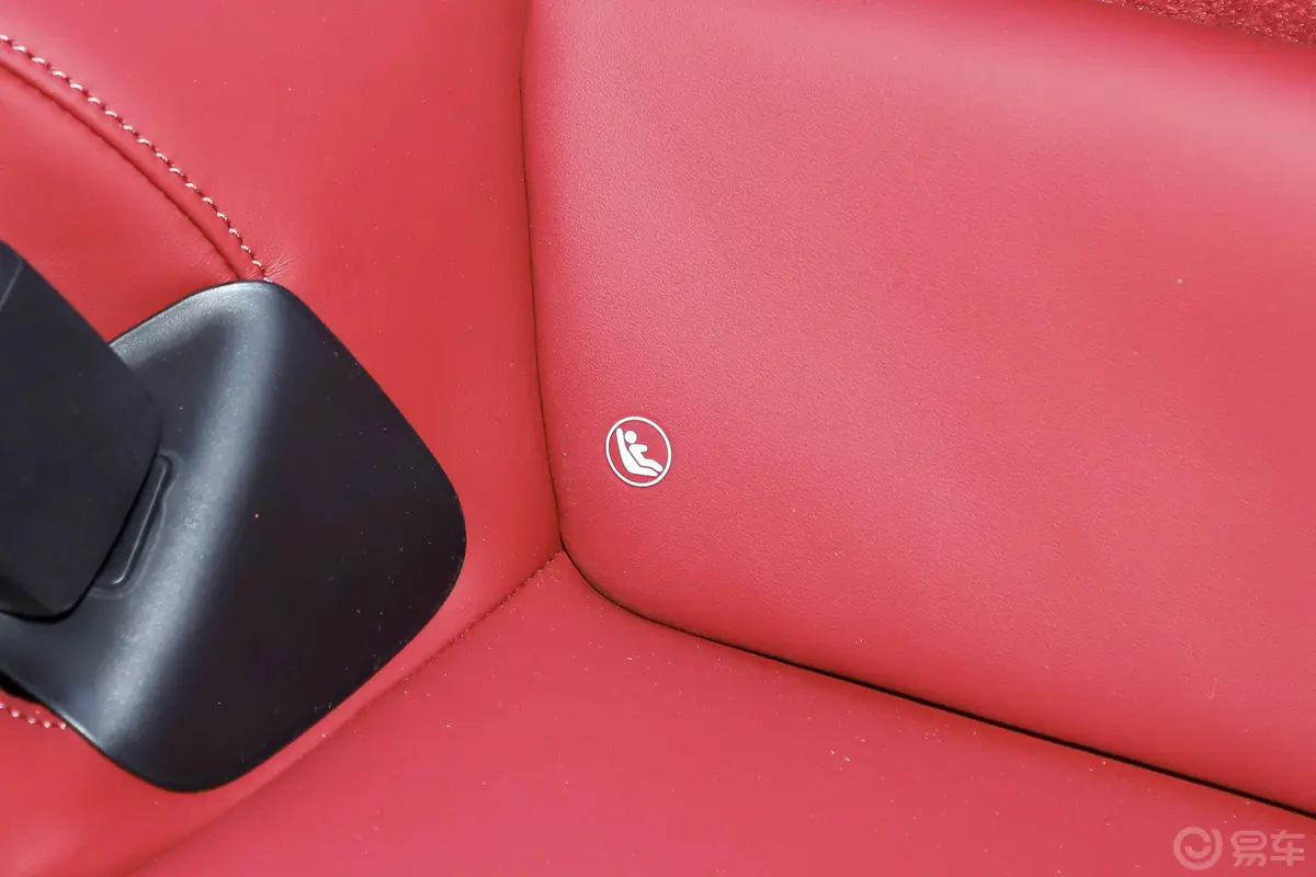 保时捷911Carrera 3.0T儿童座椅接口