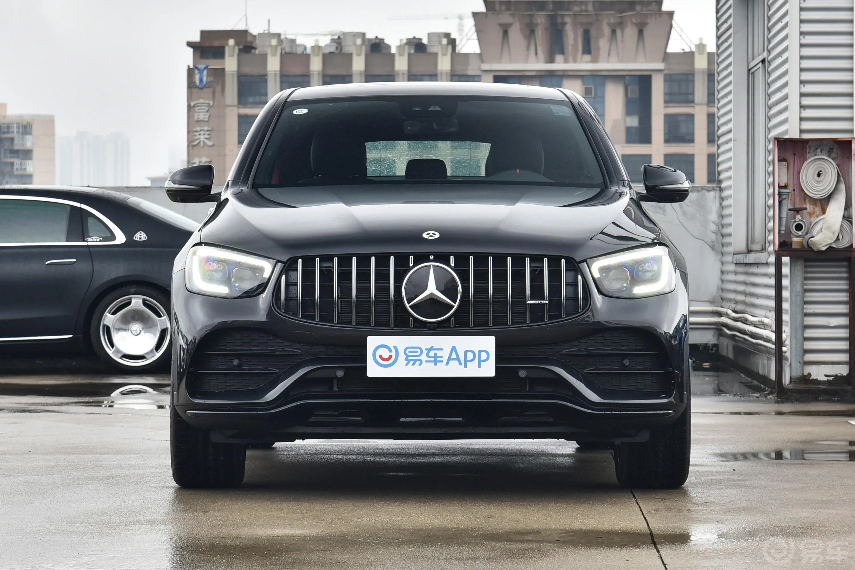 奔驰GLC轿跑 AMG改款 AMG GLC 43 4MATIC 轿跑SUV正前水平