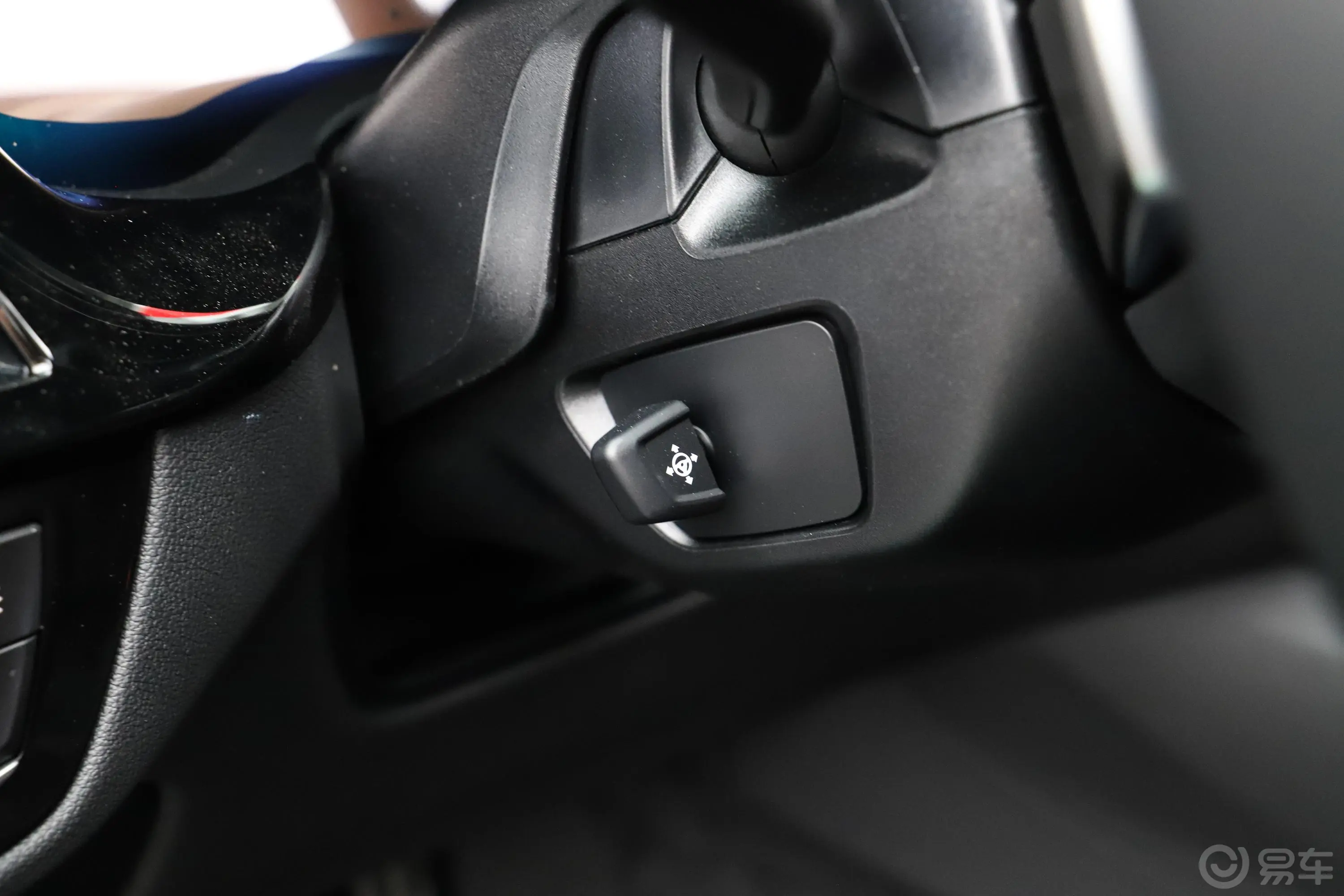 宝马5系(进口)改款二 530i 风尚版 M运动套装方向盘调节