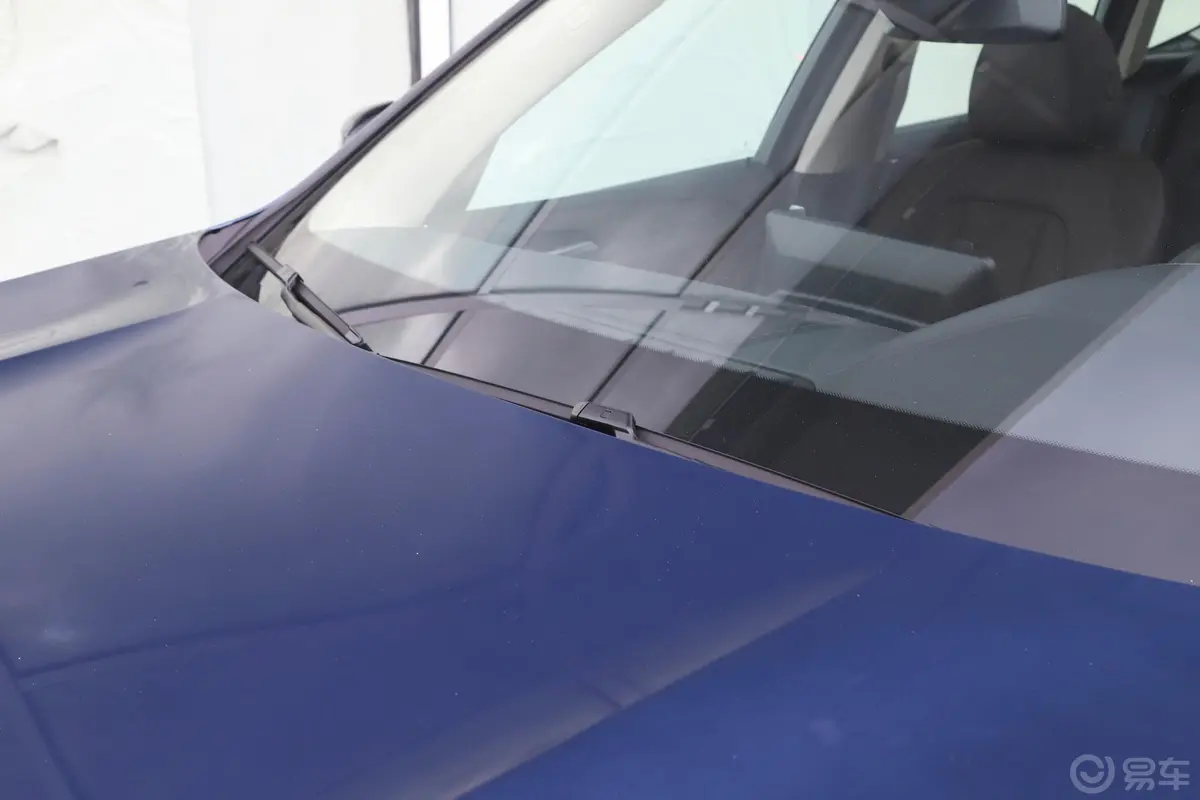 宝马X3改款二 xDrive30i 领先型 M曜夜套装雨刷器