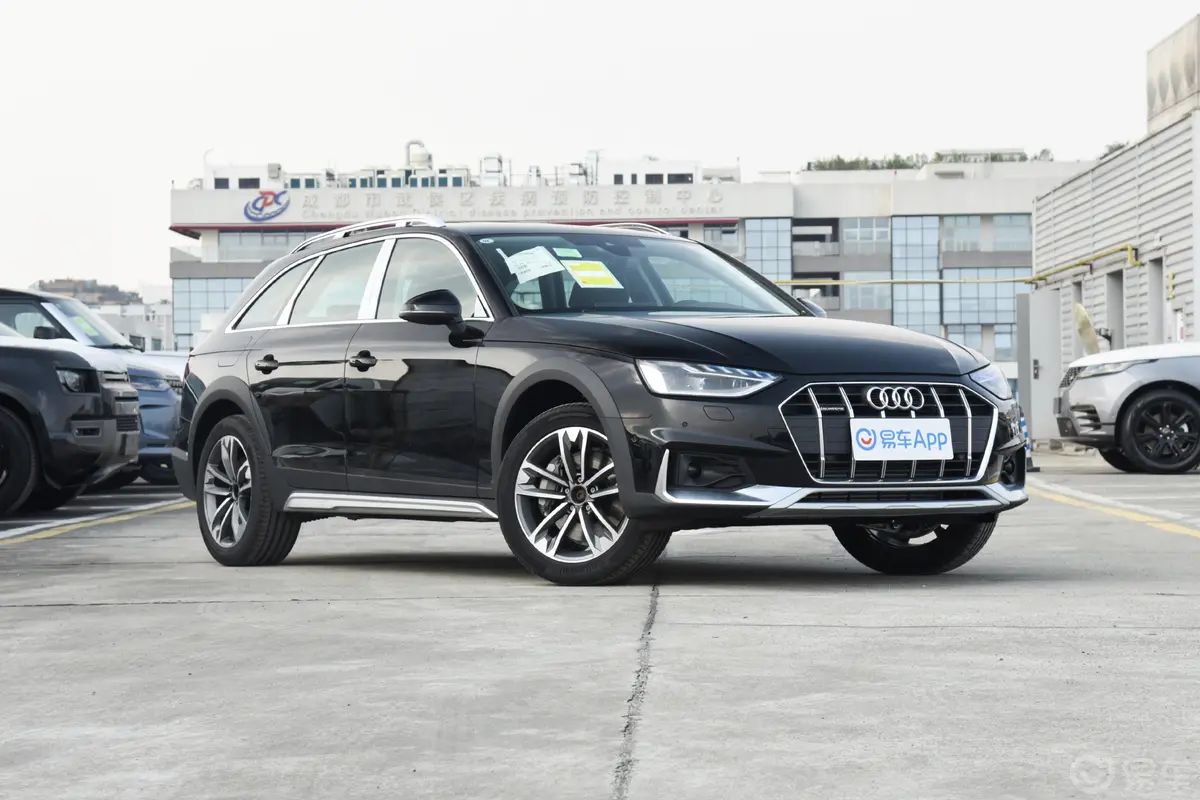 奥迪A4(进口)allroad quattro侧前45度车头向右水平