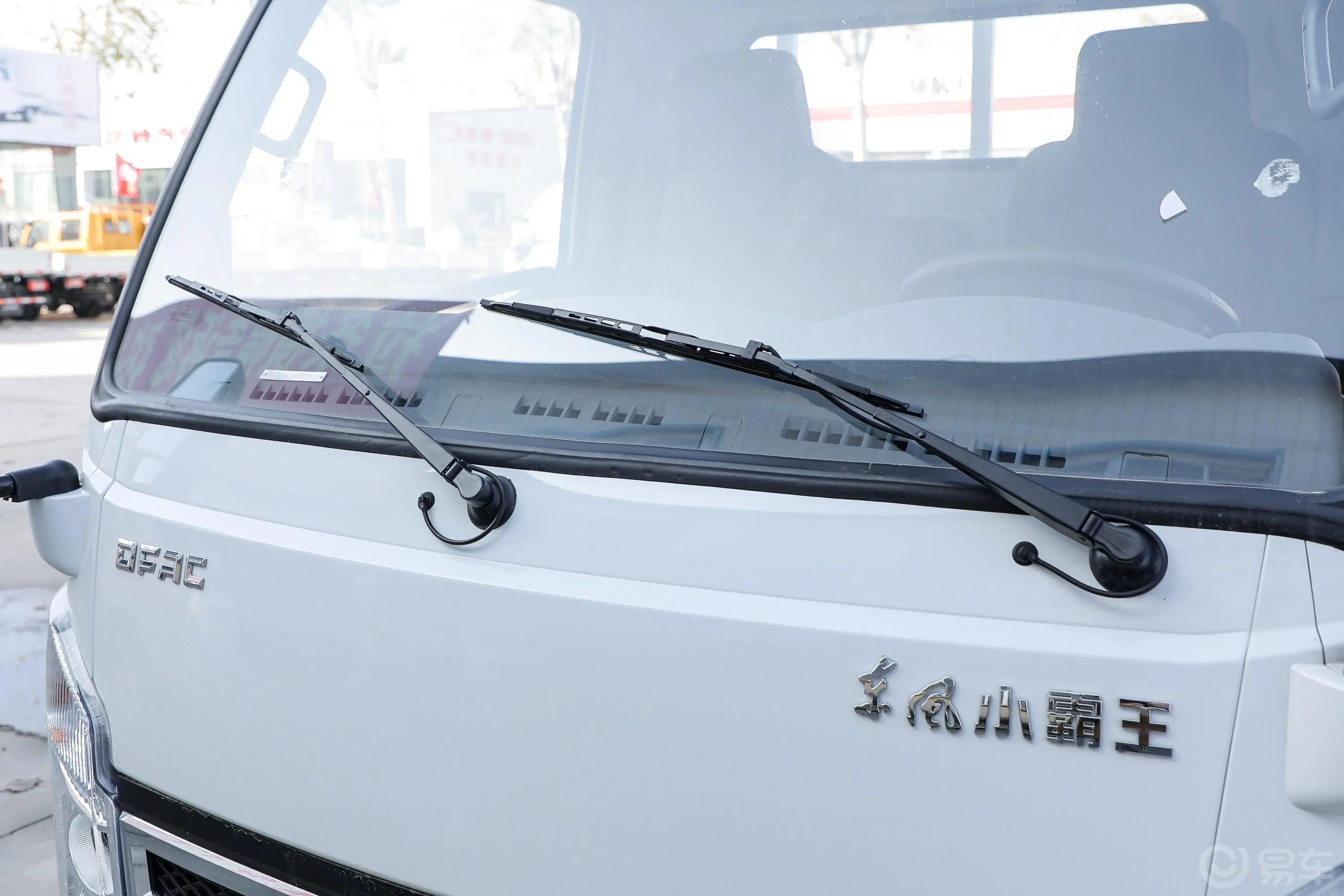 小霸王W15五菱柳机1.6L 124马力 3.35米栏板小卡 单排(EQ1031S60Q7)汽油 国Ⅵ雨刷器
