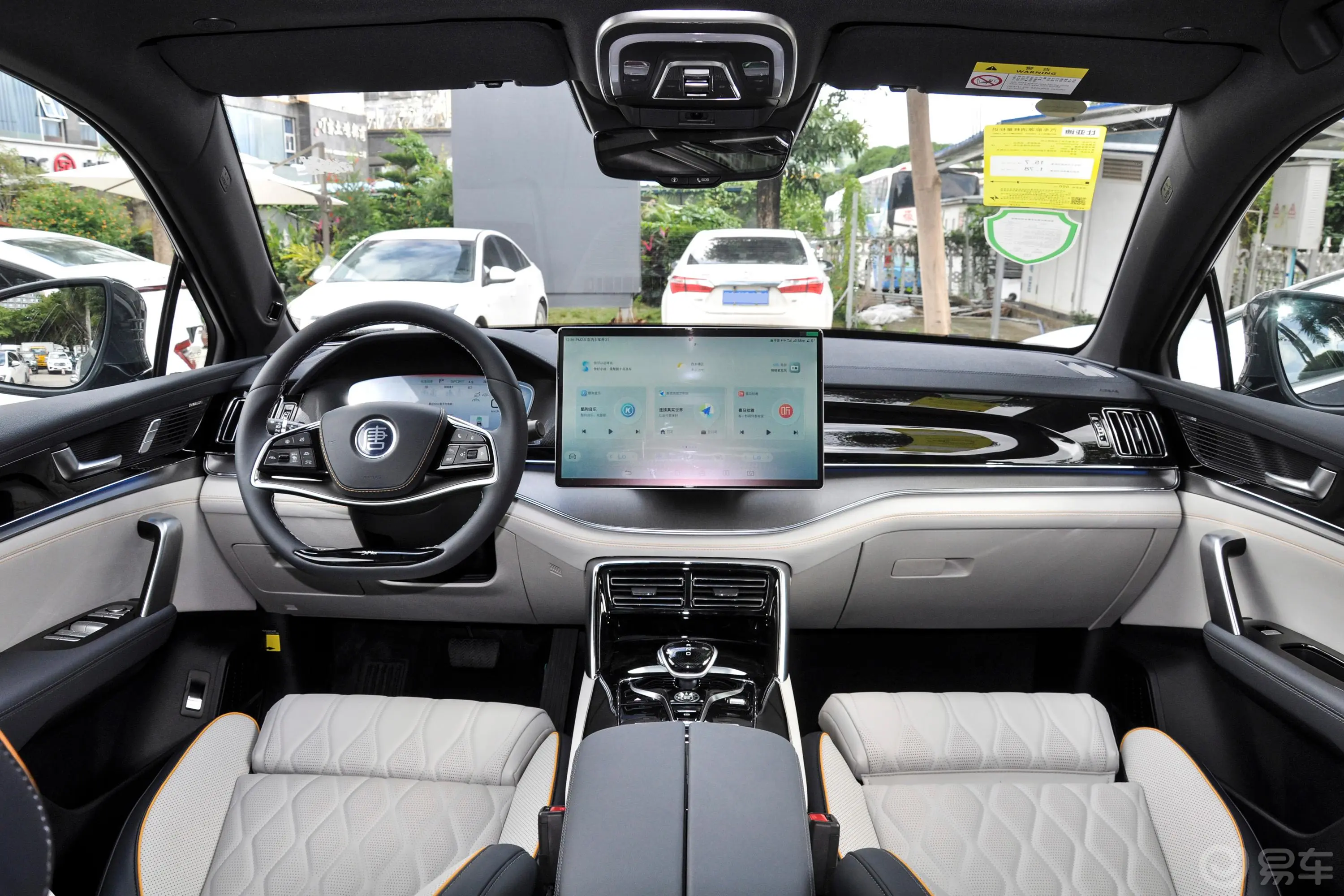 唐新能源EV 600km 前驱尊享型驾驶员座椅