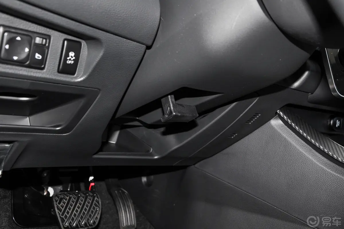 启辰D60 EVPLUS 420km SI型舒适版方向盘调节