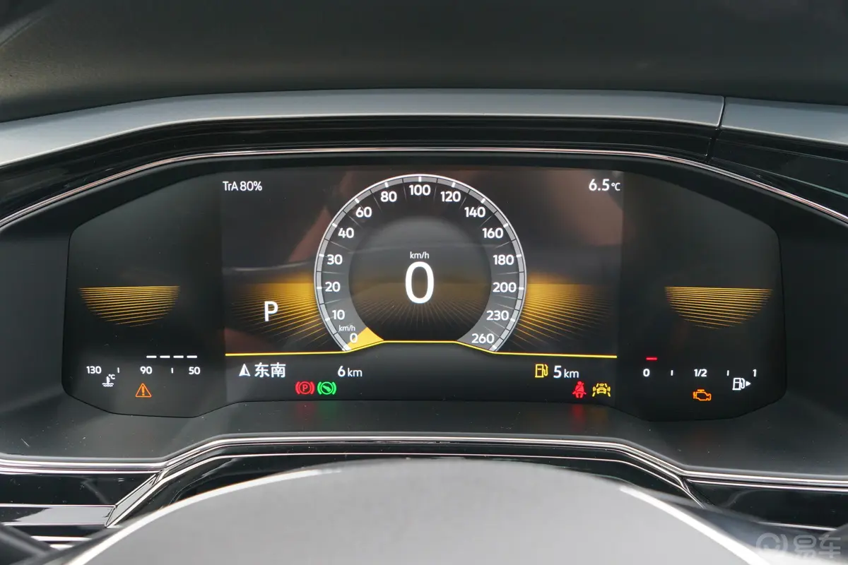 PoloPlus 1.5L 自动潮酷智尊版主驾驶位