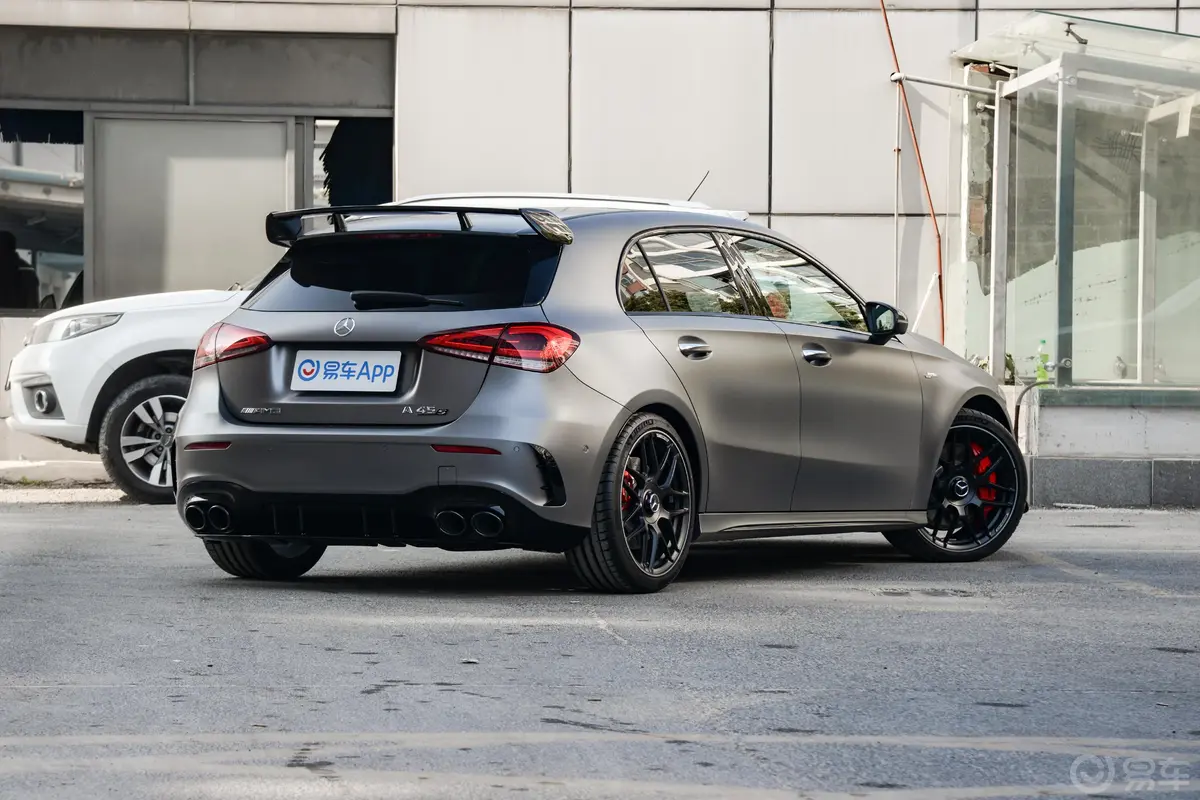 奔驰A级 AMG(进口)AMG A 45 S 4MATIC+侧后45度车头向右水平