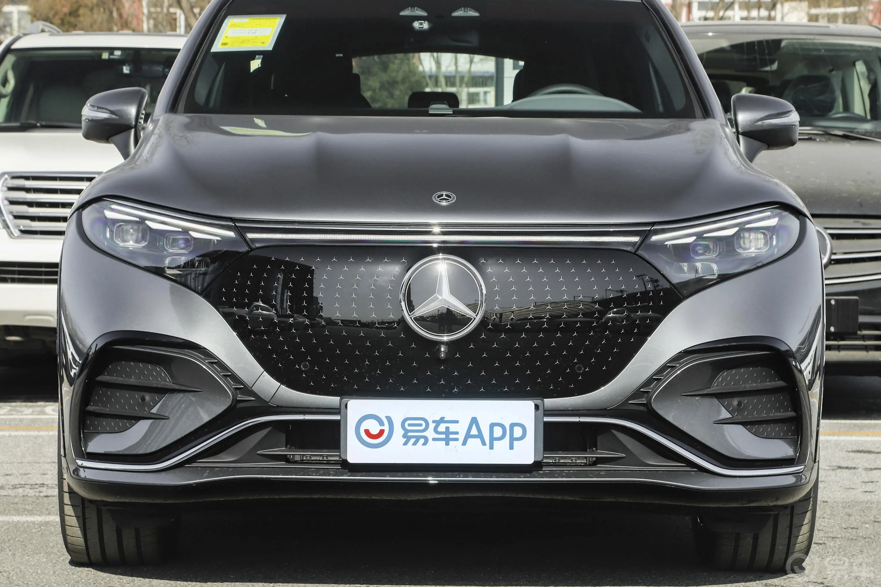 奔驰EQS SUV450 4MATIC 豪华版外观细节