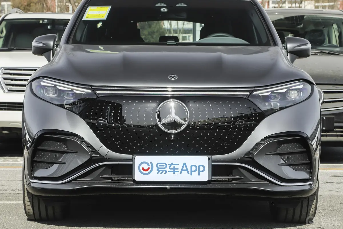 奔驰EQS SUV450 4MATIC 豪华版外观细节