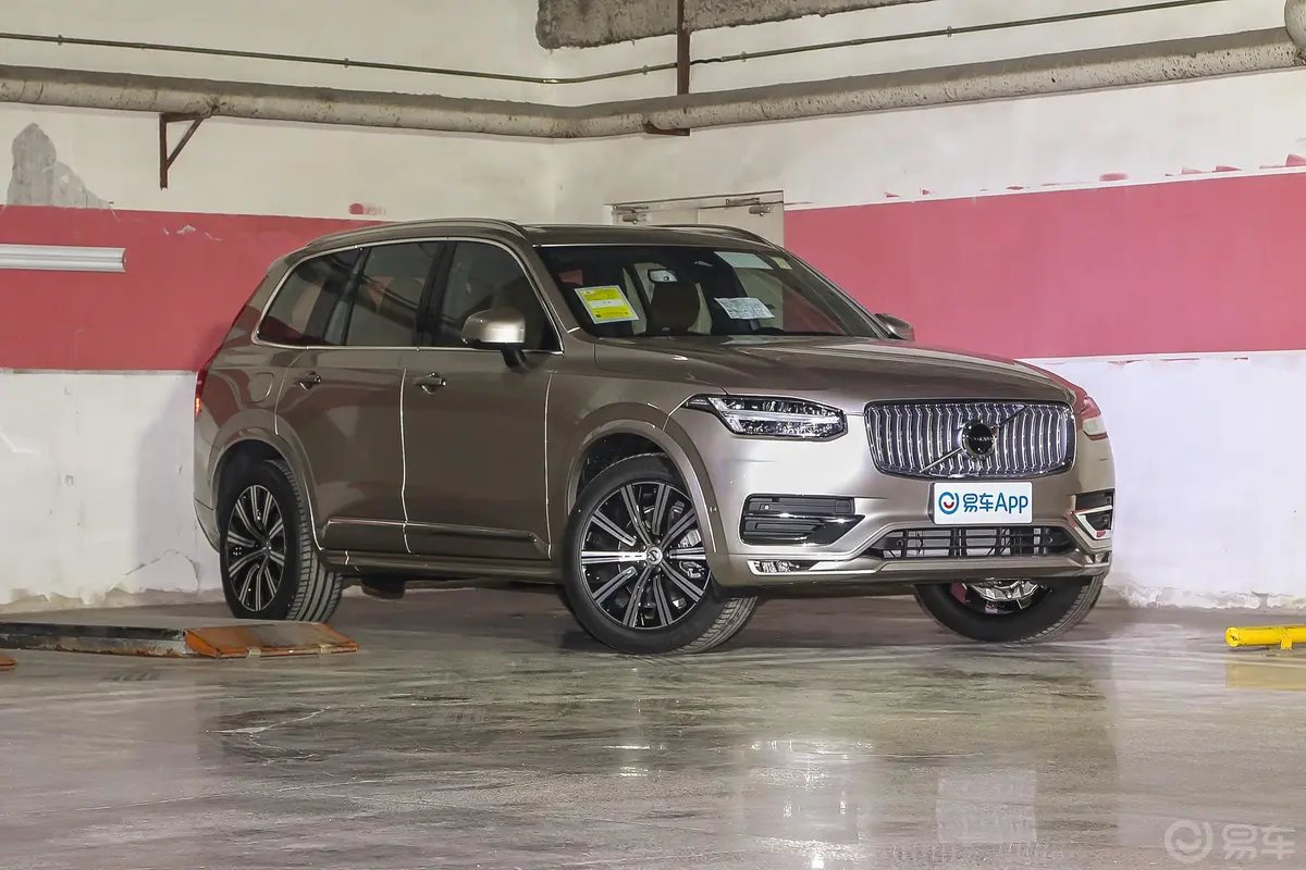 沃尔沃XC90B6 智雅豪华版 7座侧前45度车头向右水平