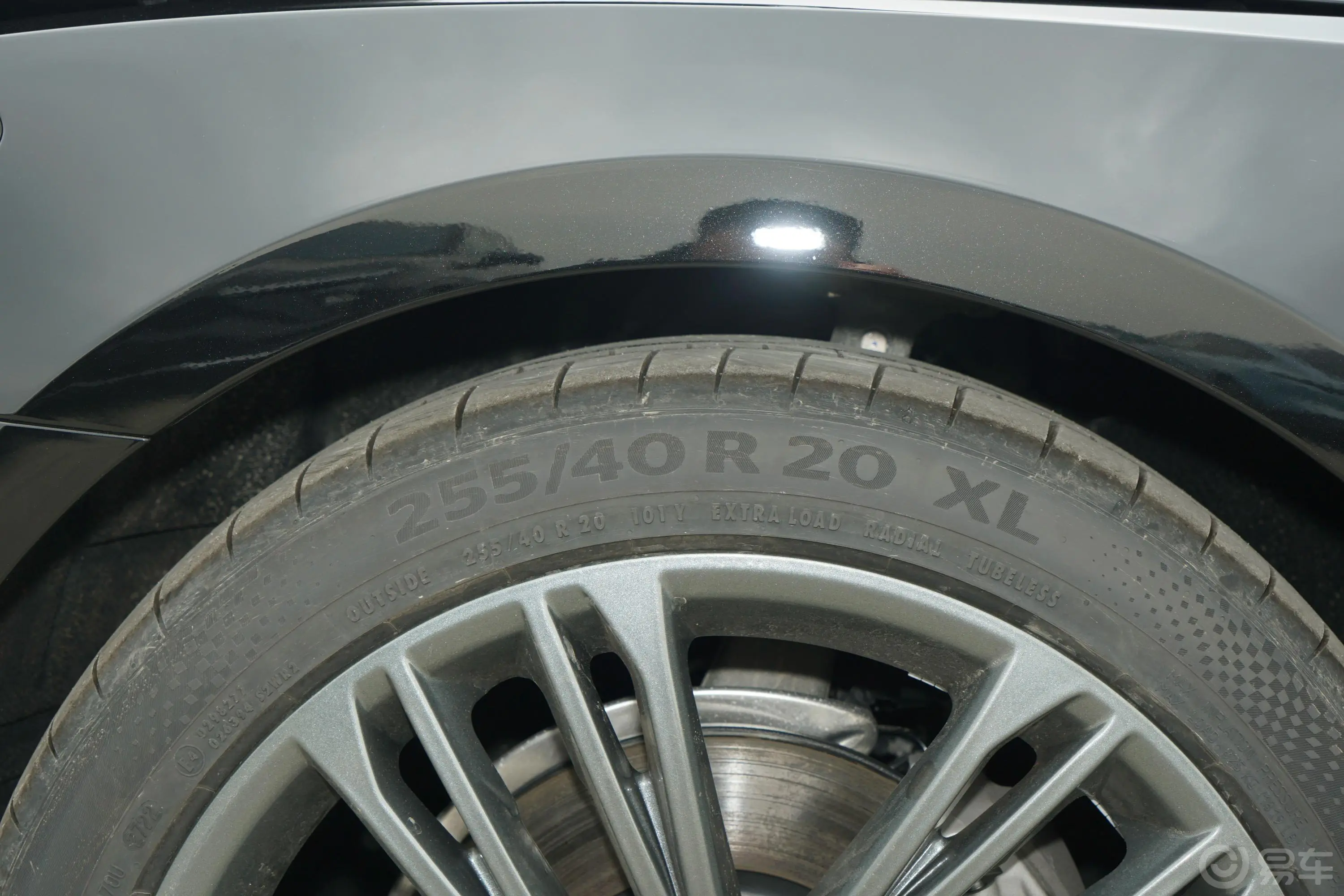 奥迪A745 TFSI 臻选型动力底盘