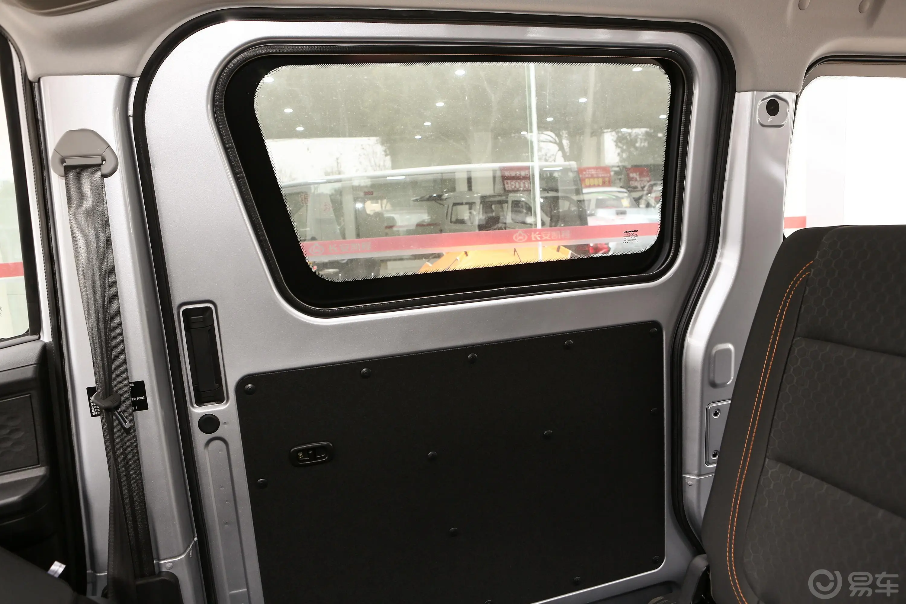睿行M601.5L 客车舒适型驾驶员侧后车门