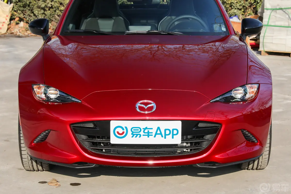 马自达MX-5Miata RF 硬顶敞篷车 顶配版外观细节