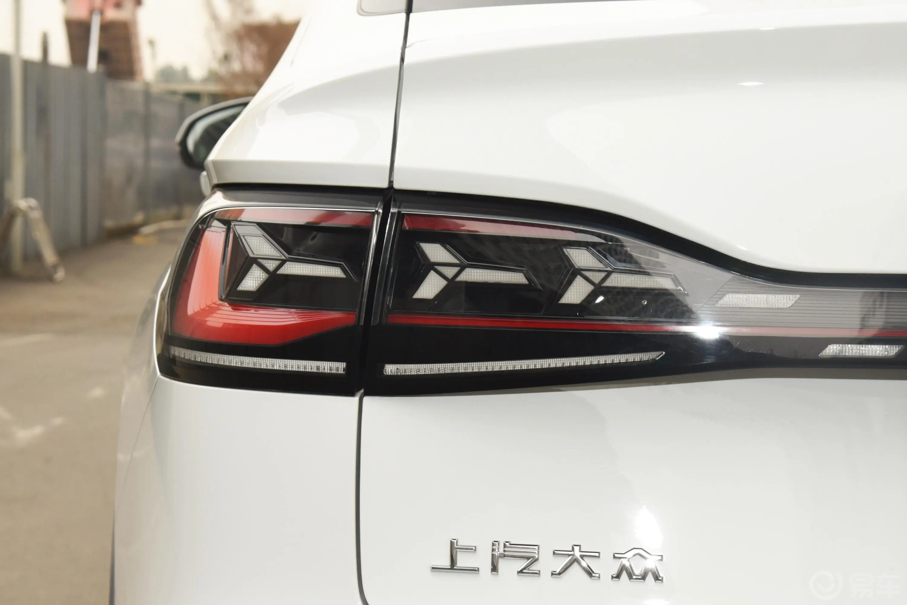 途观X改款 330TSI 两驱越享版外观灯组