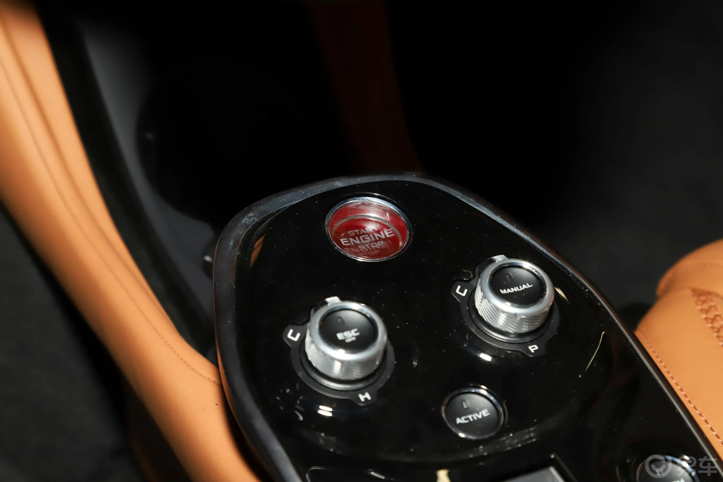 迈凯伦GT4.0T 基本版钥匙孔或一键启动按键