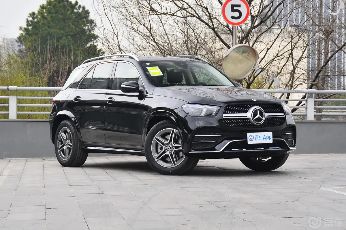 奔驰GLEGLE 450 4MATIC 时尚特别版外观灯组