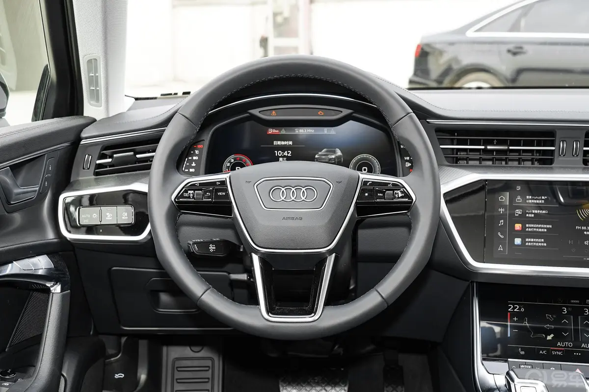 奥迪A6Avant 45 TFSI quattro 臻选动感型方向盘