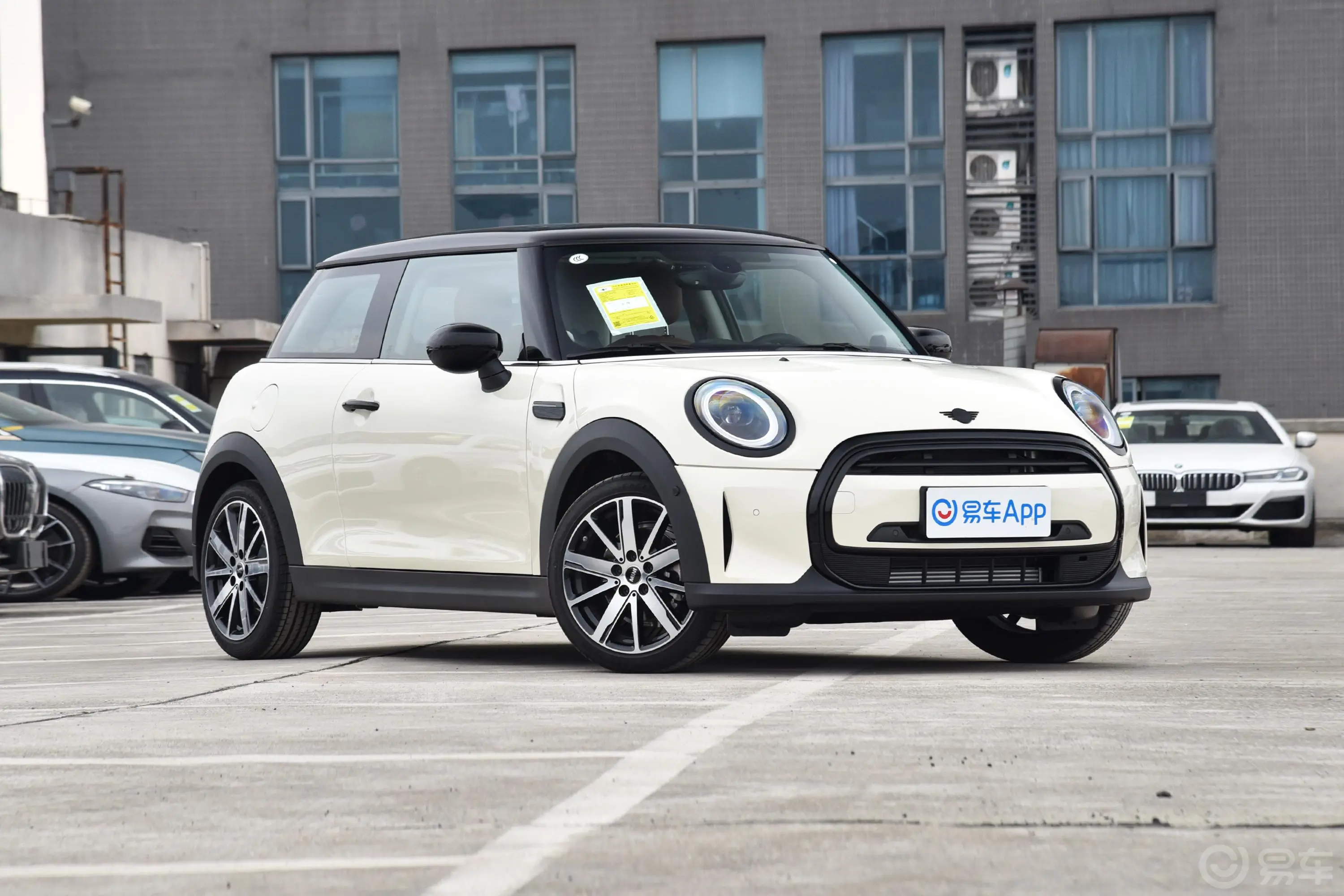 MINI改款 1.5T COOPER 艺术家驾驶员侧前门把手