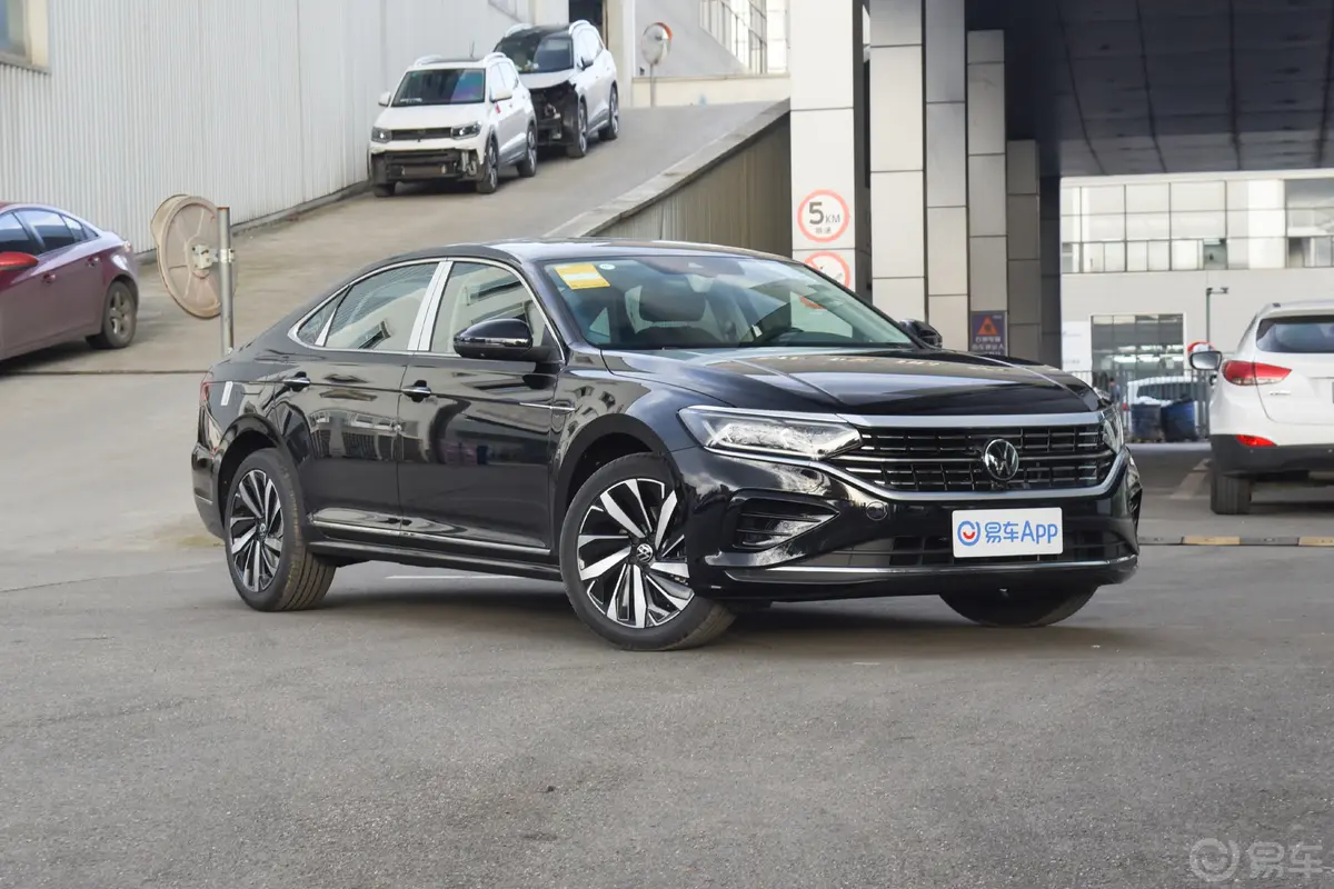 帕萨特改款 380TSI 豪华版外观灯组