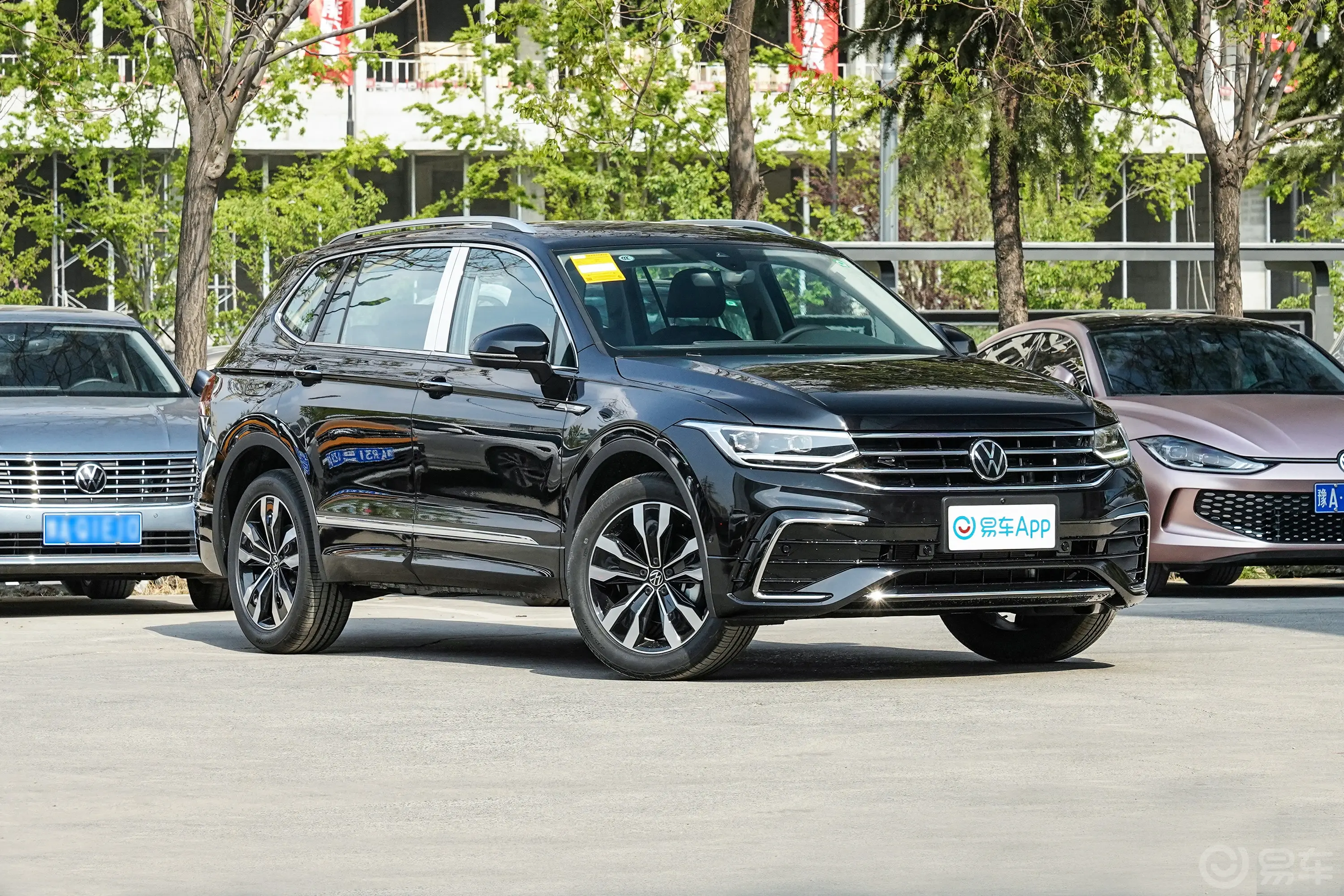 途观L改款 380TSI 四驱R-Line越享版 7座车辆信息铭牌