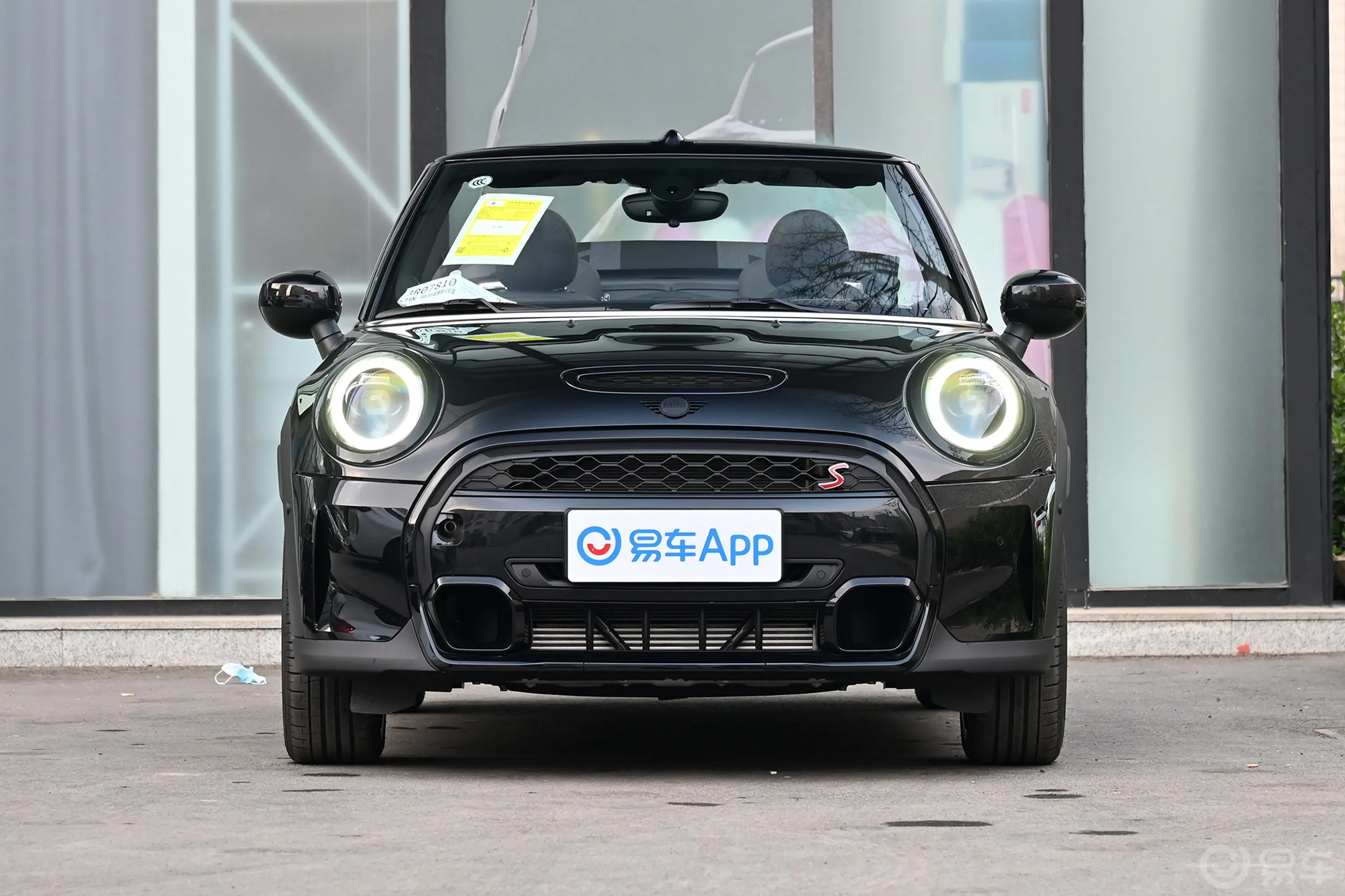 MINI CABRIO改款 2.0T COOPER S CABRIO 艺术家敞篷状态