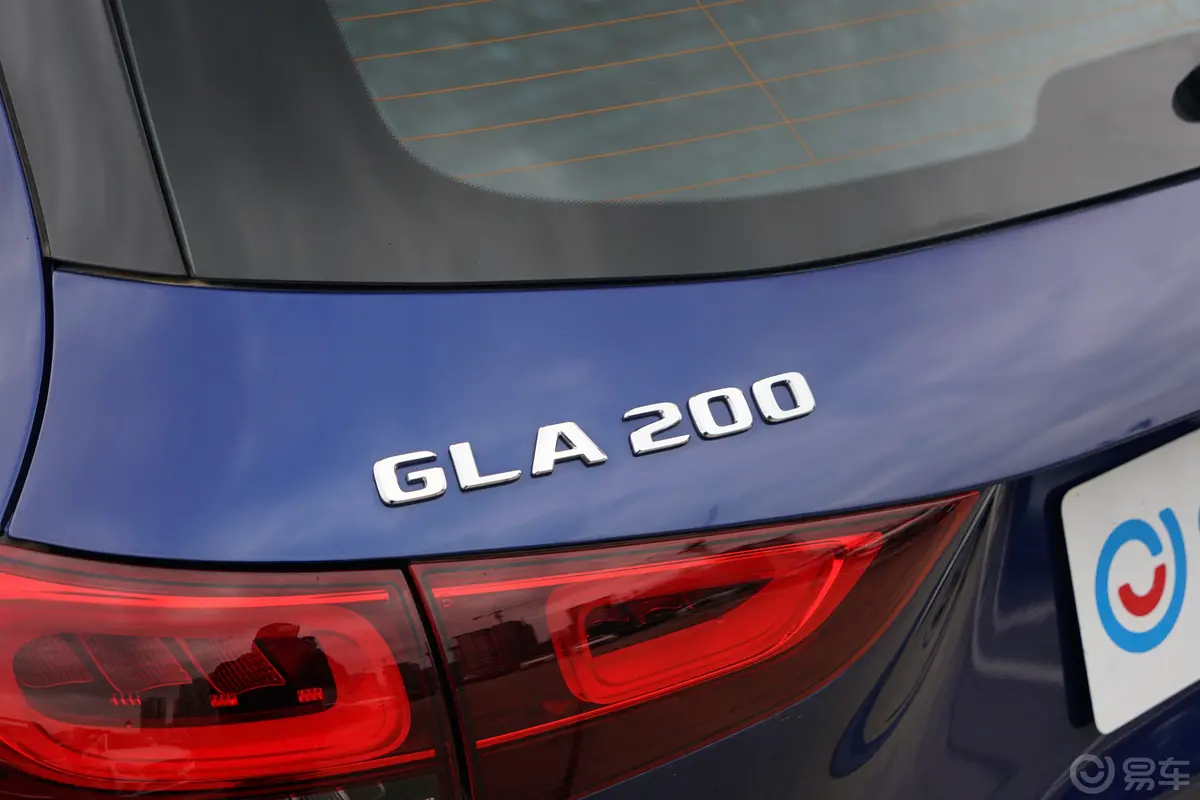 奔驰GLAGLA 200外观细节